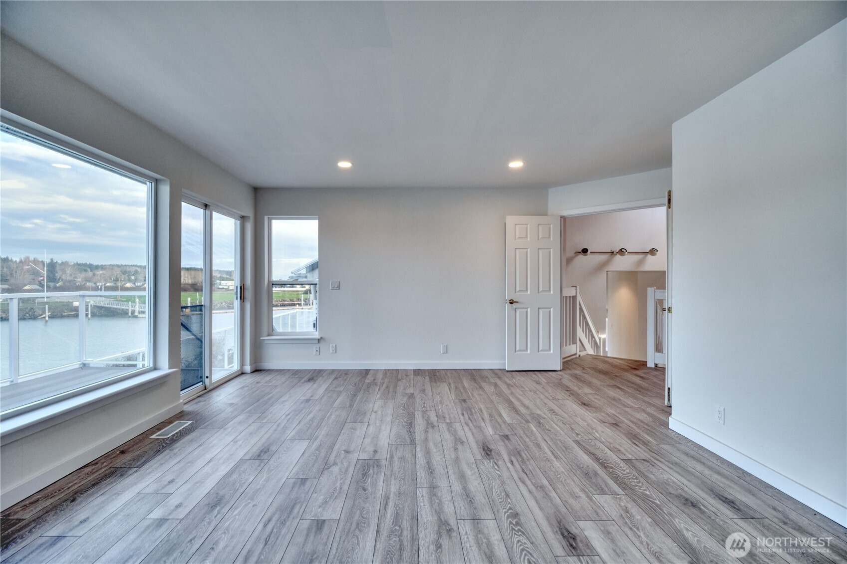 1648 Harbor Seal Drive Property Photo 16