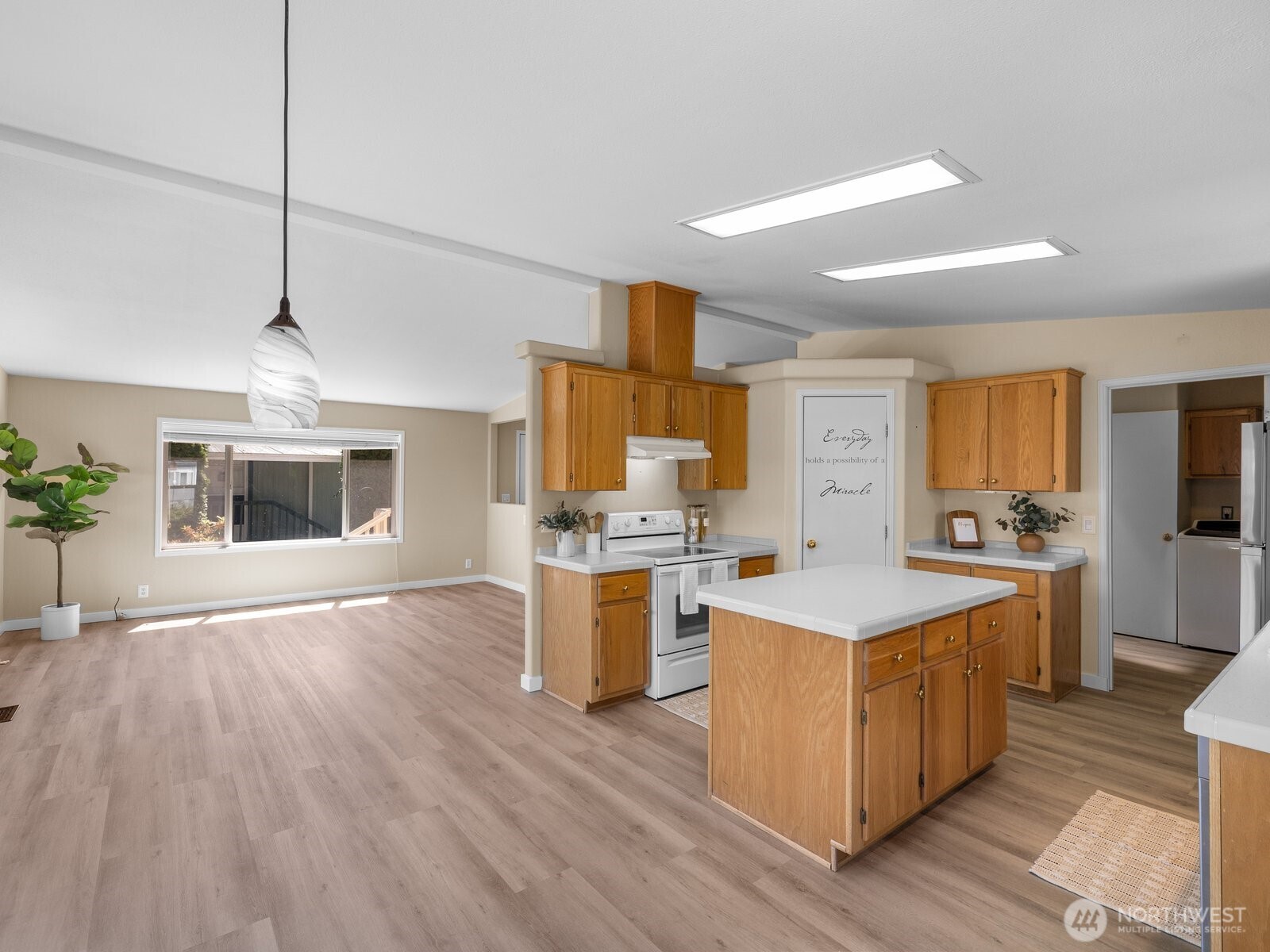 14727 43rd Avenue 52 Property Photo 11