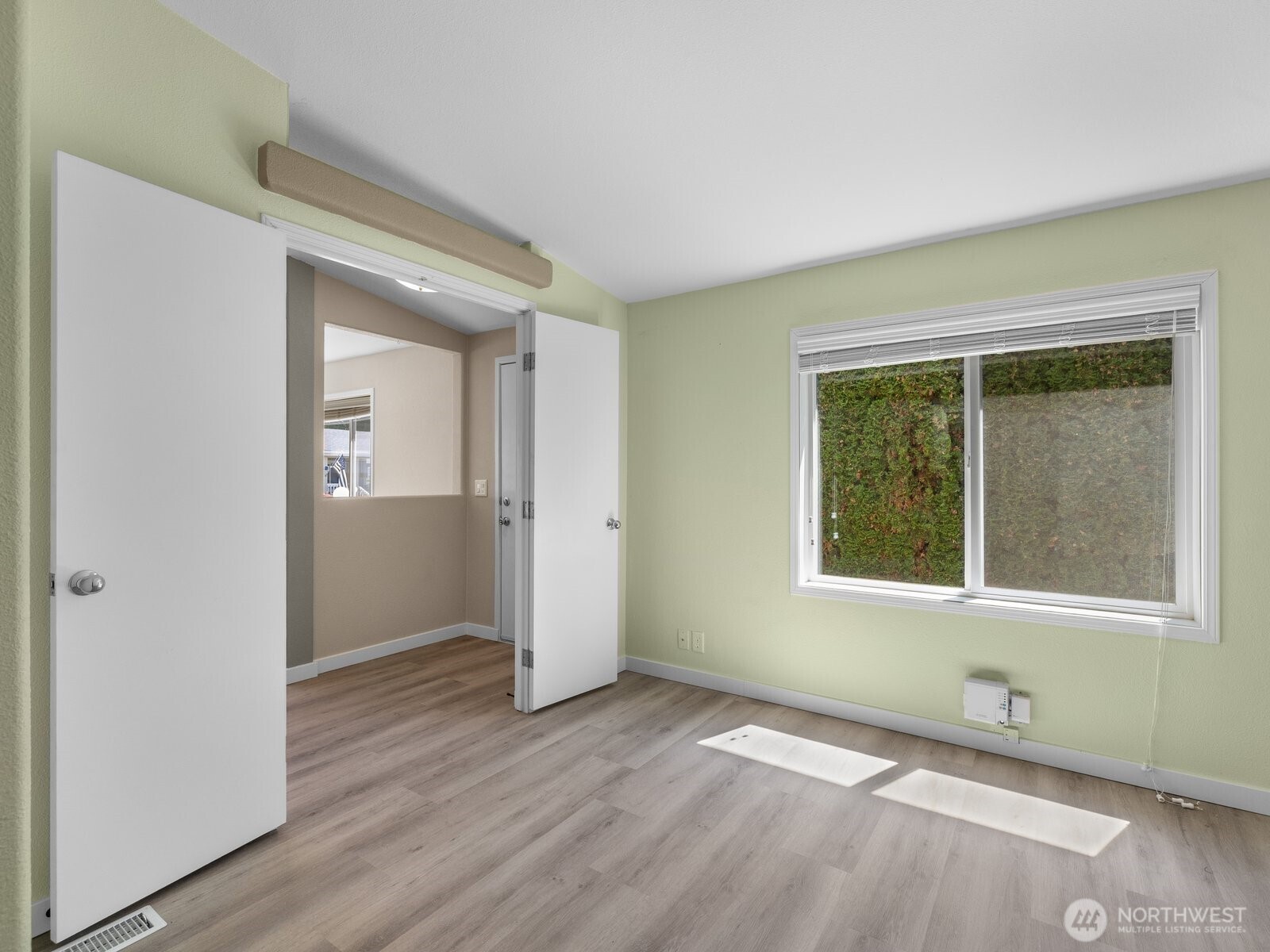 14727 43rd Avenue 52 Property Photo 14