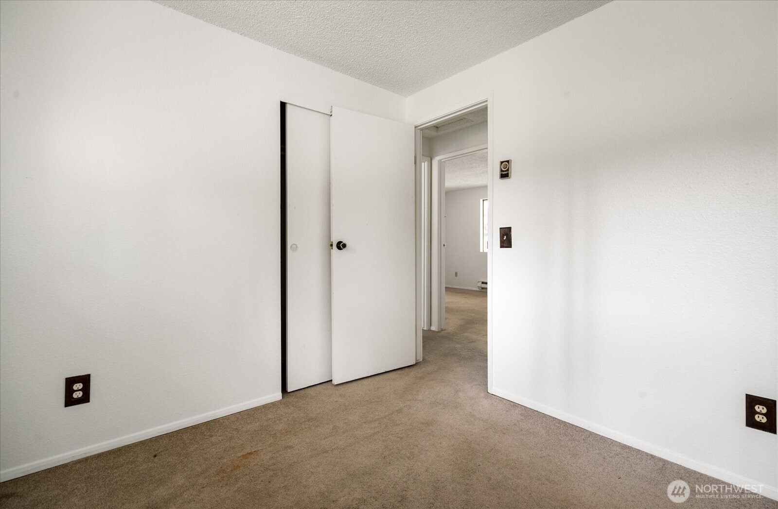 4511 Woodland Circle Property Photo 19