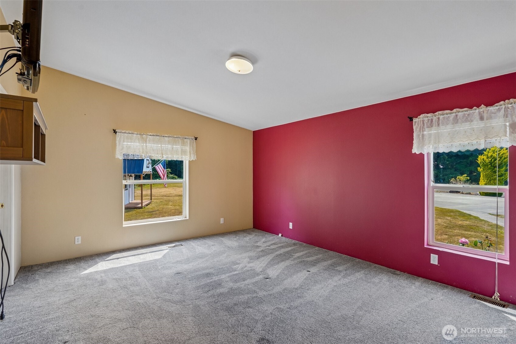 2102 Abernethy Road Property Photo 13
