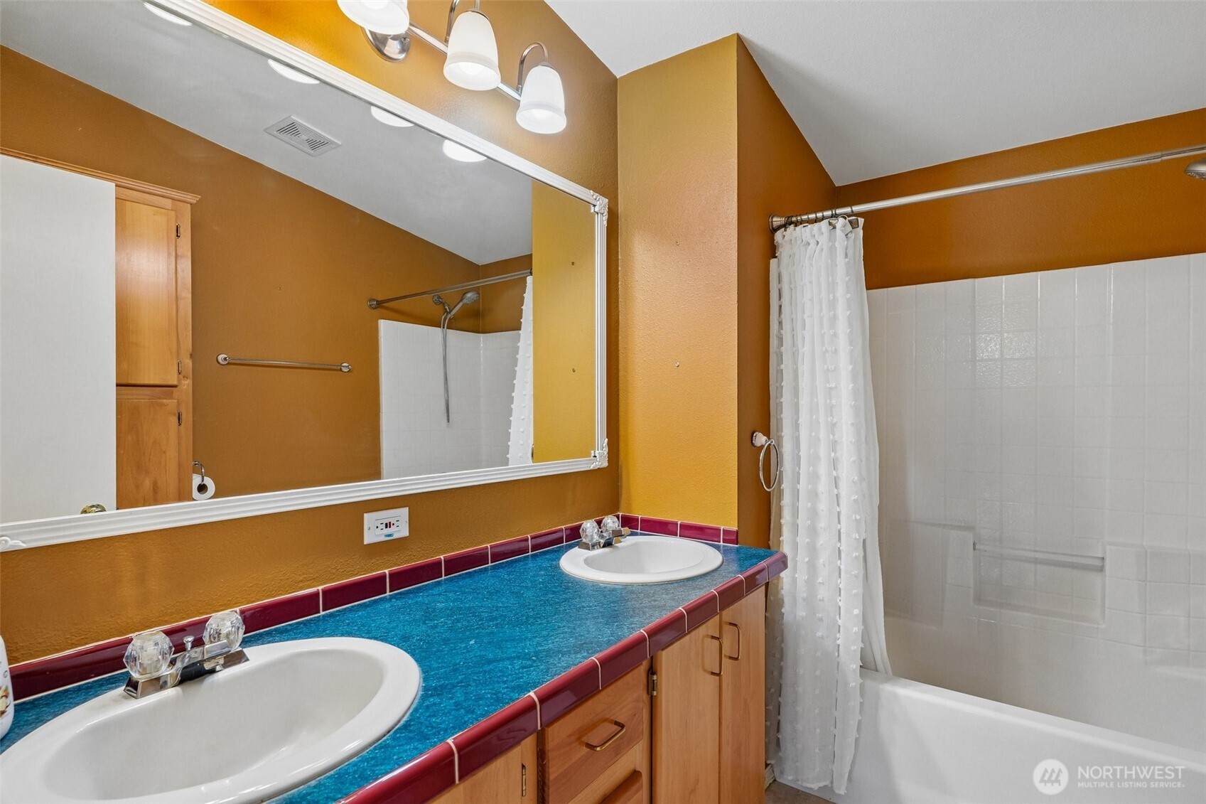 2102 Abernethy Road Property Photo 16