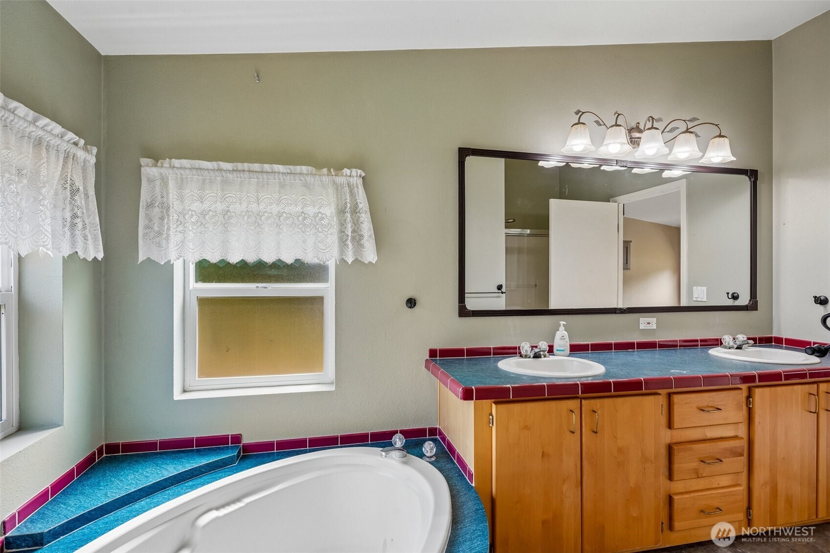 2102 Abernethy Road Property Photo 17