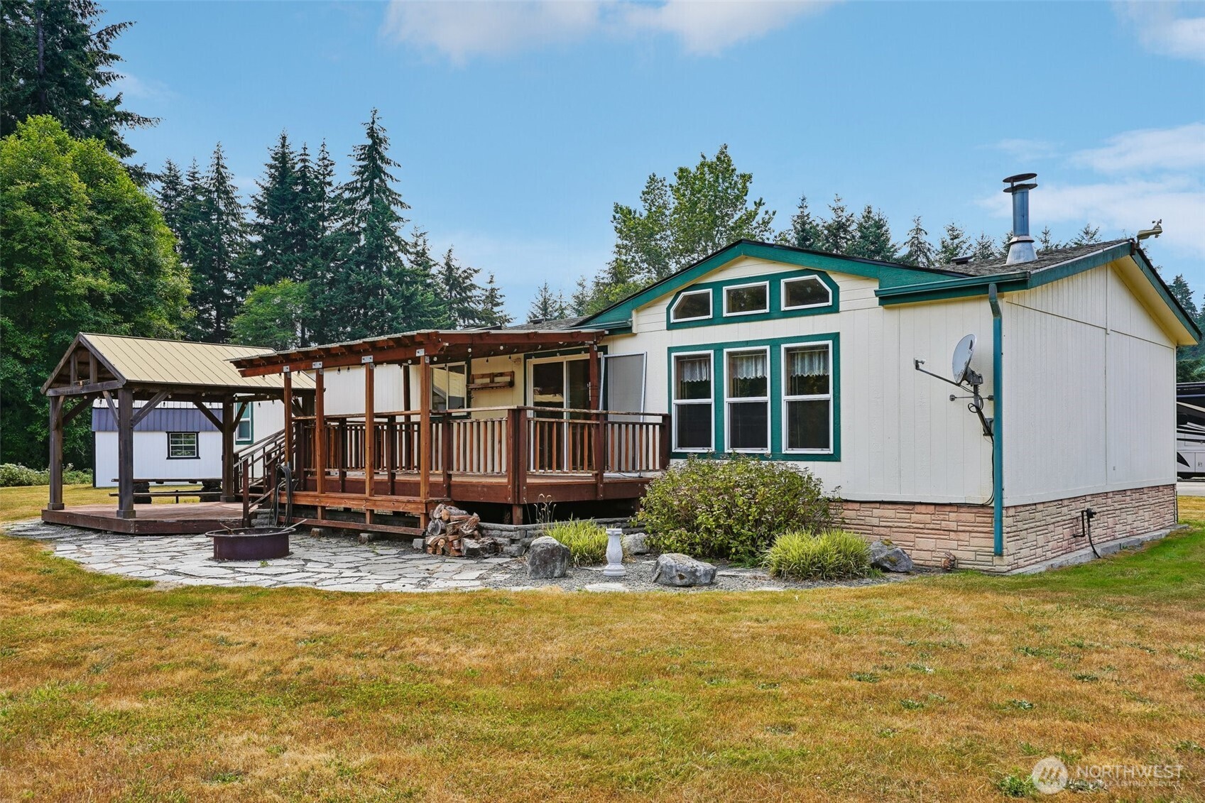 2102 Abernethy Road Property Photo 19
