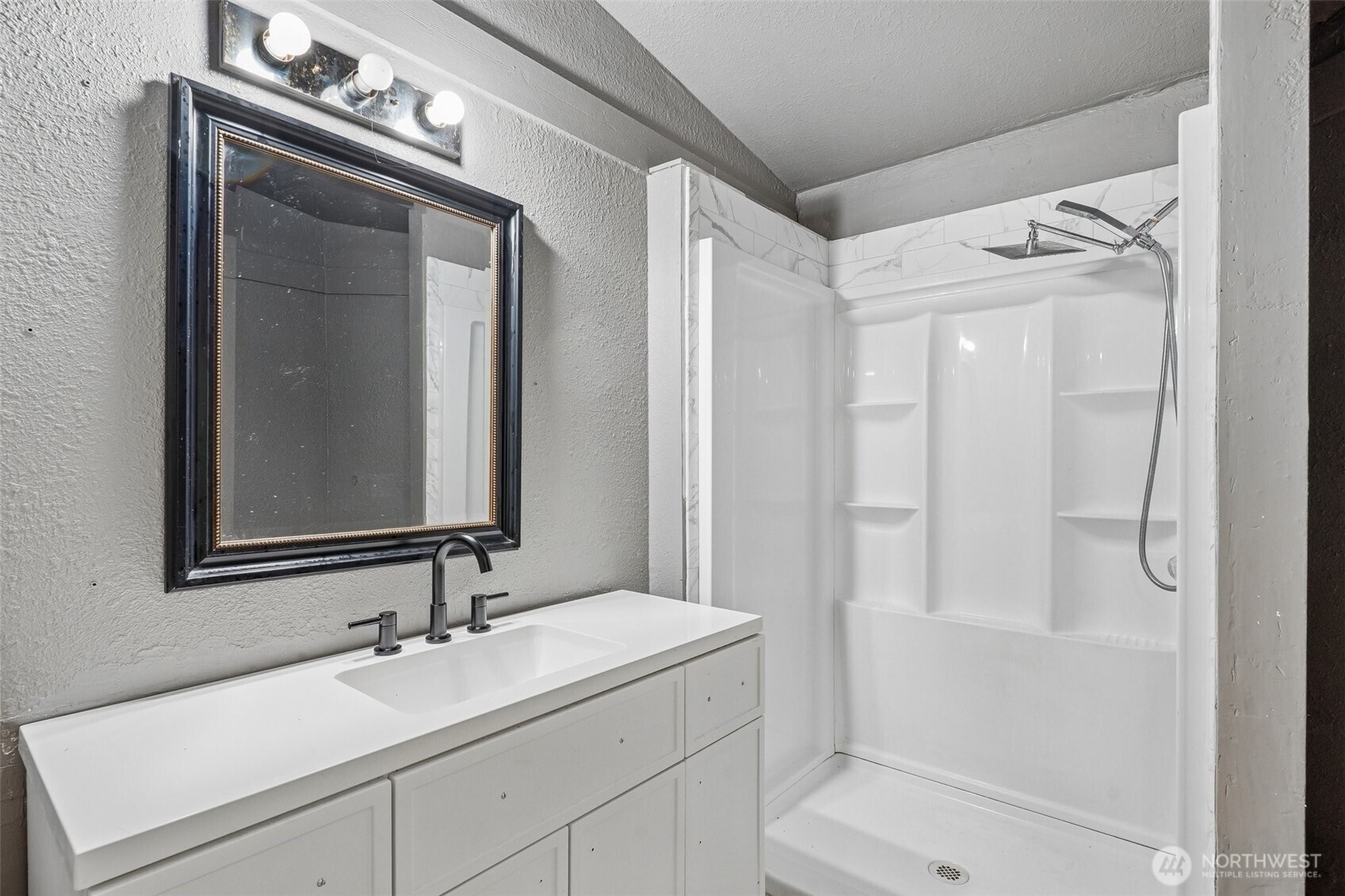 2102 Abernethy Road Property Photo 31