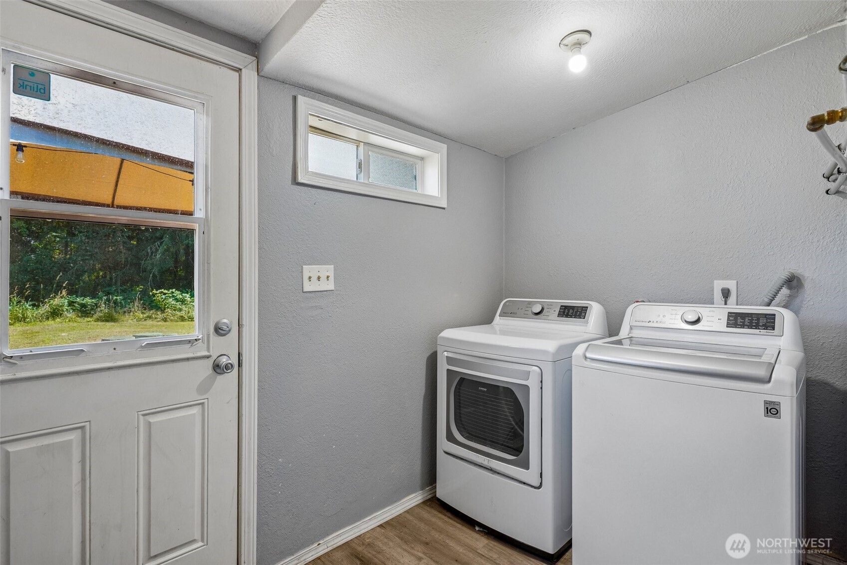 2102 Abernethy Road Property Photo 32