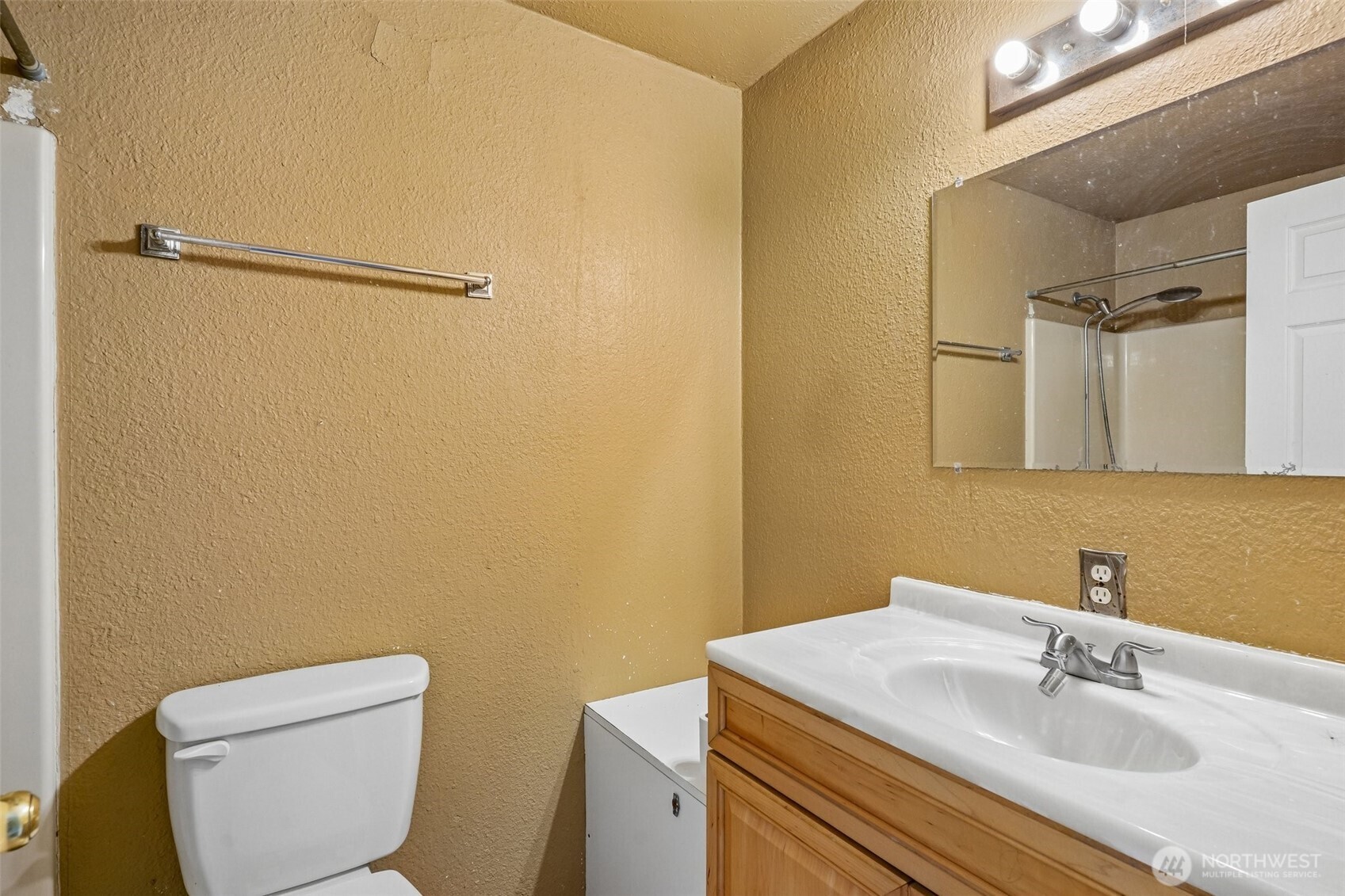 2102 Abernethy Road Property Photo 33