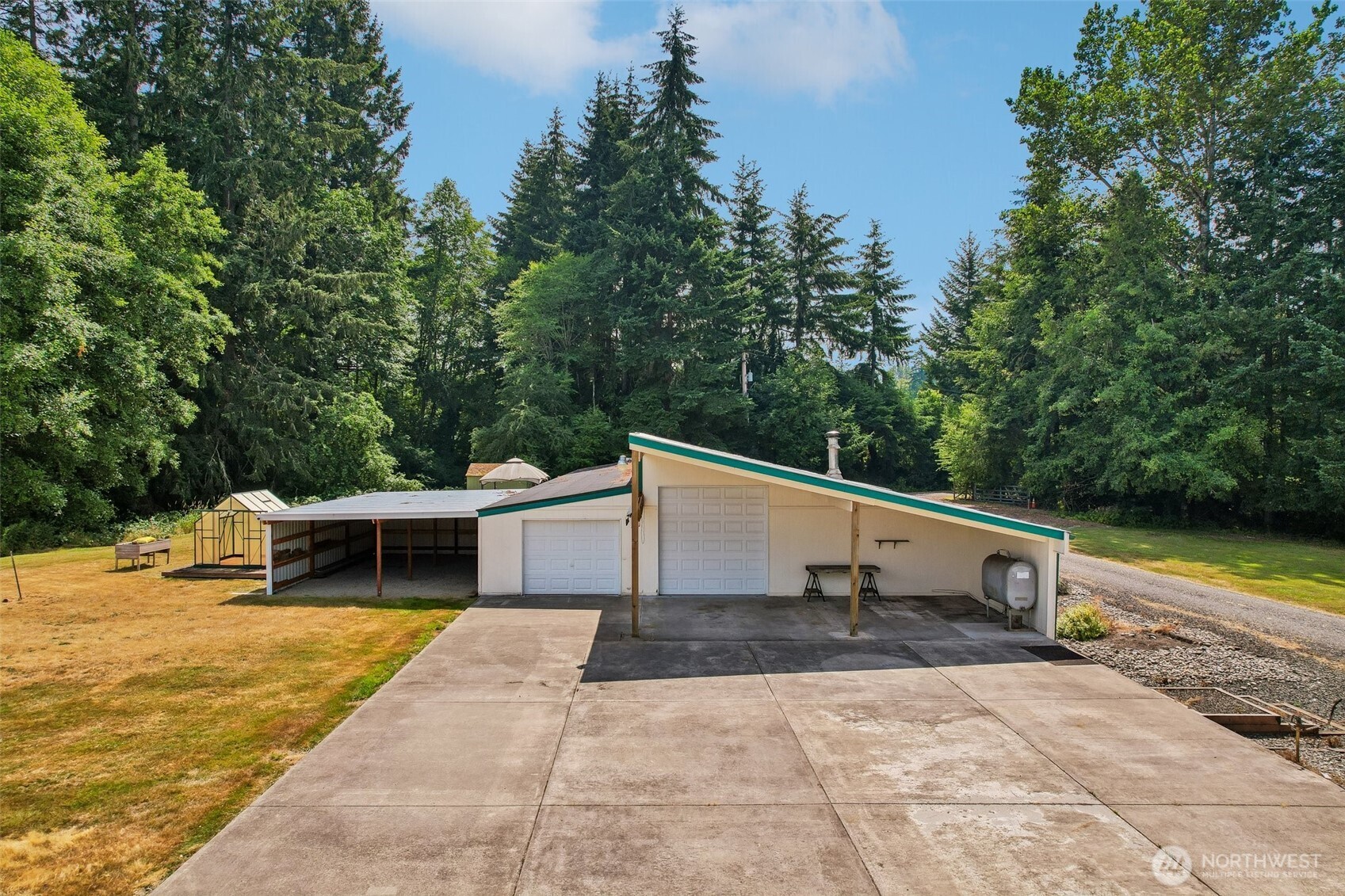 2102 Abernethy Road Property Photo 36