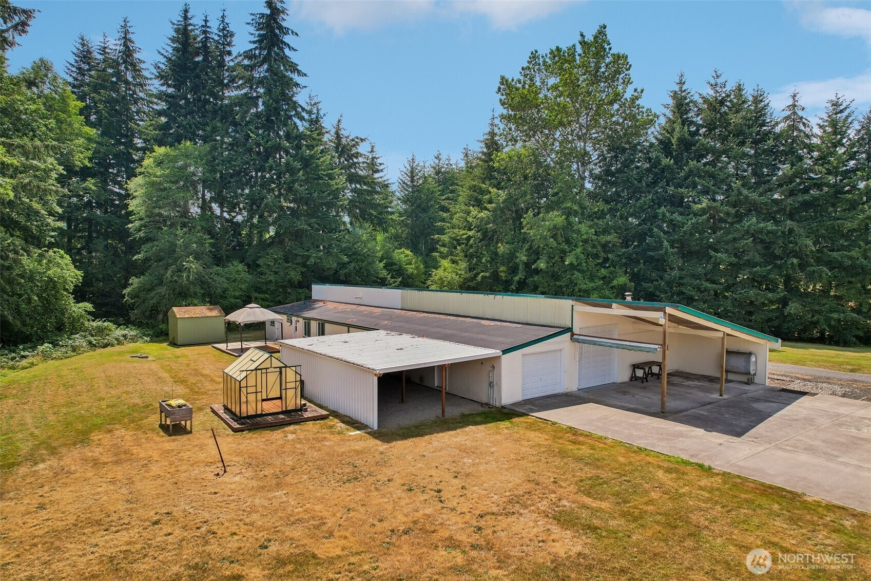 2102 Abernethy Road Property Photo 38