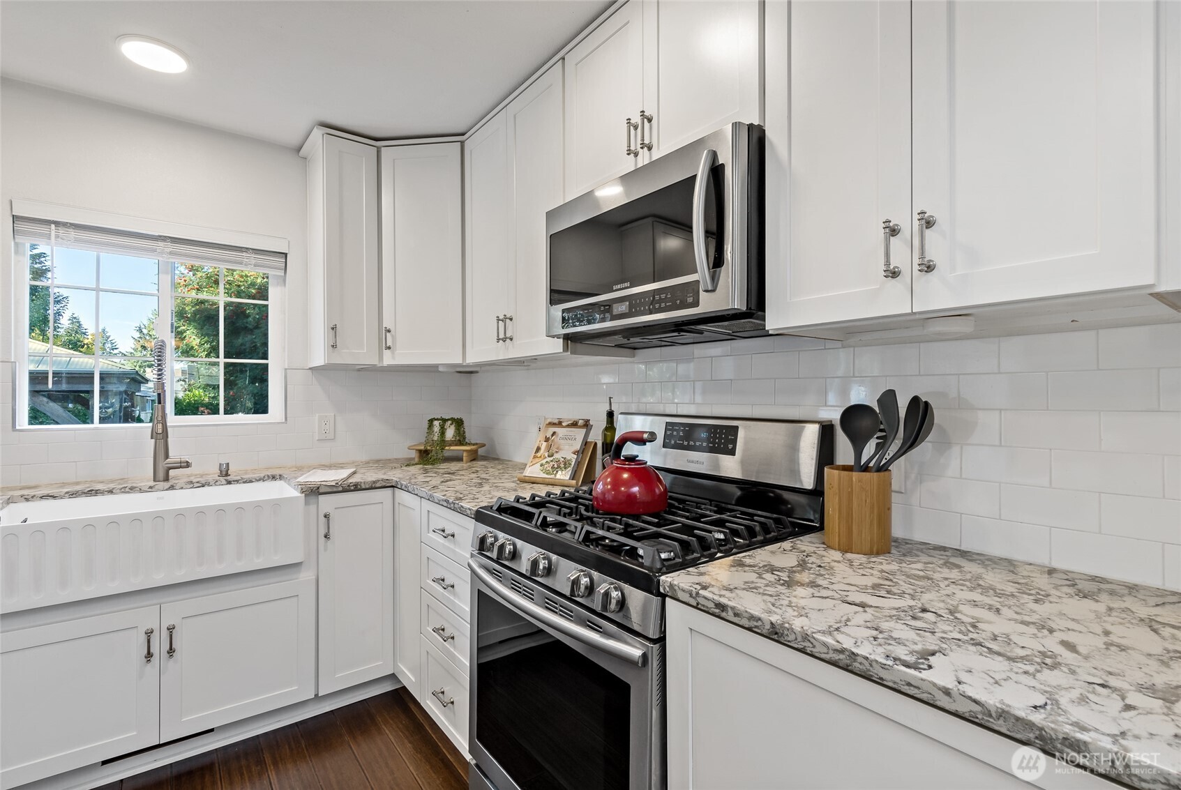8105 44th Street Property Photo 15