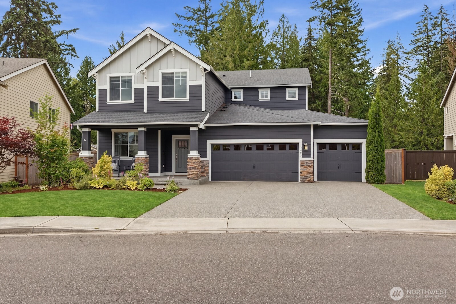 12506 Emerald Ridge Boulevard Property Photo 1