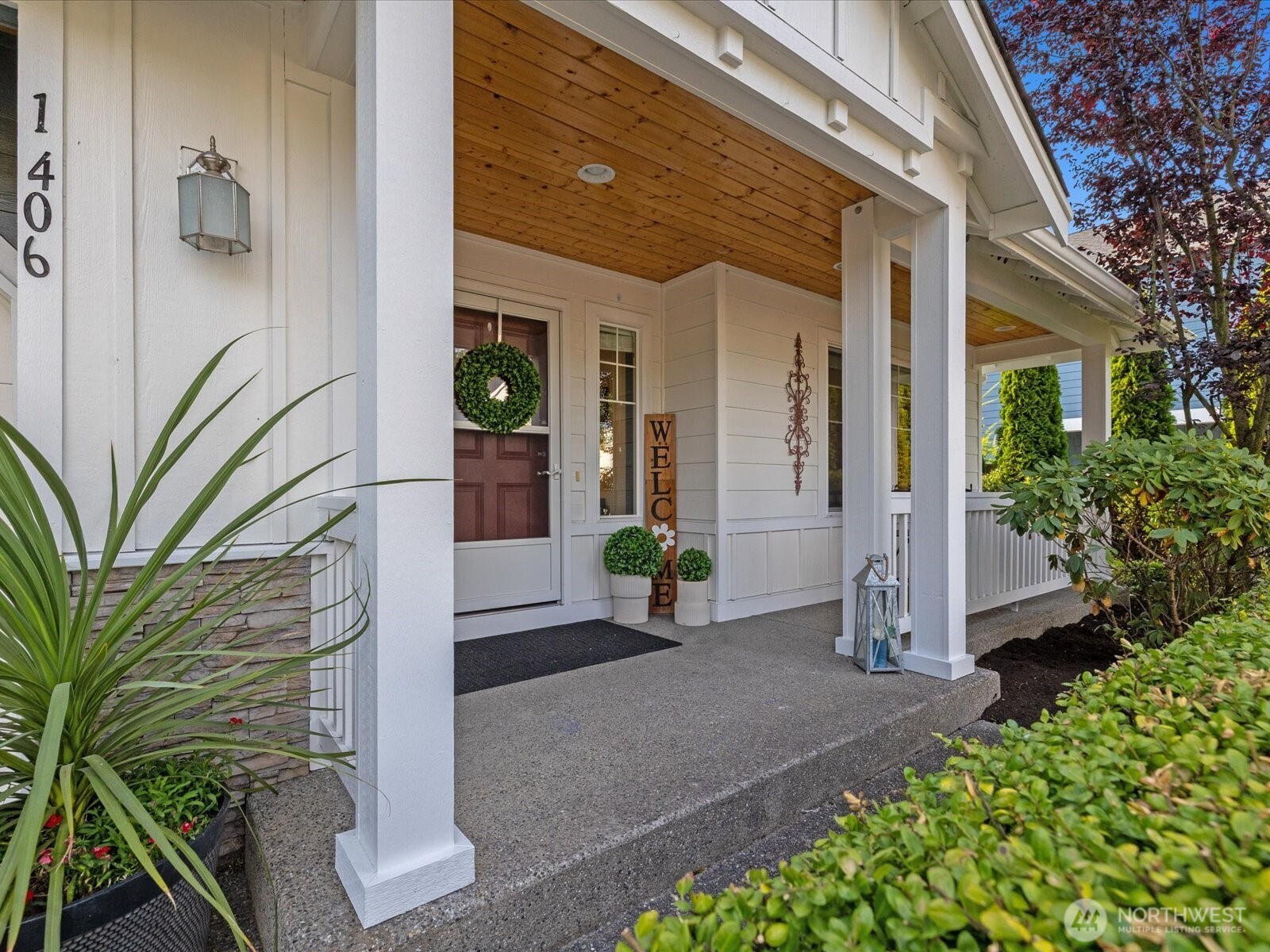 1406 72nd Avenue Property Photo 3