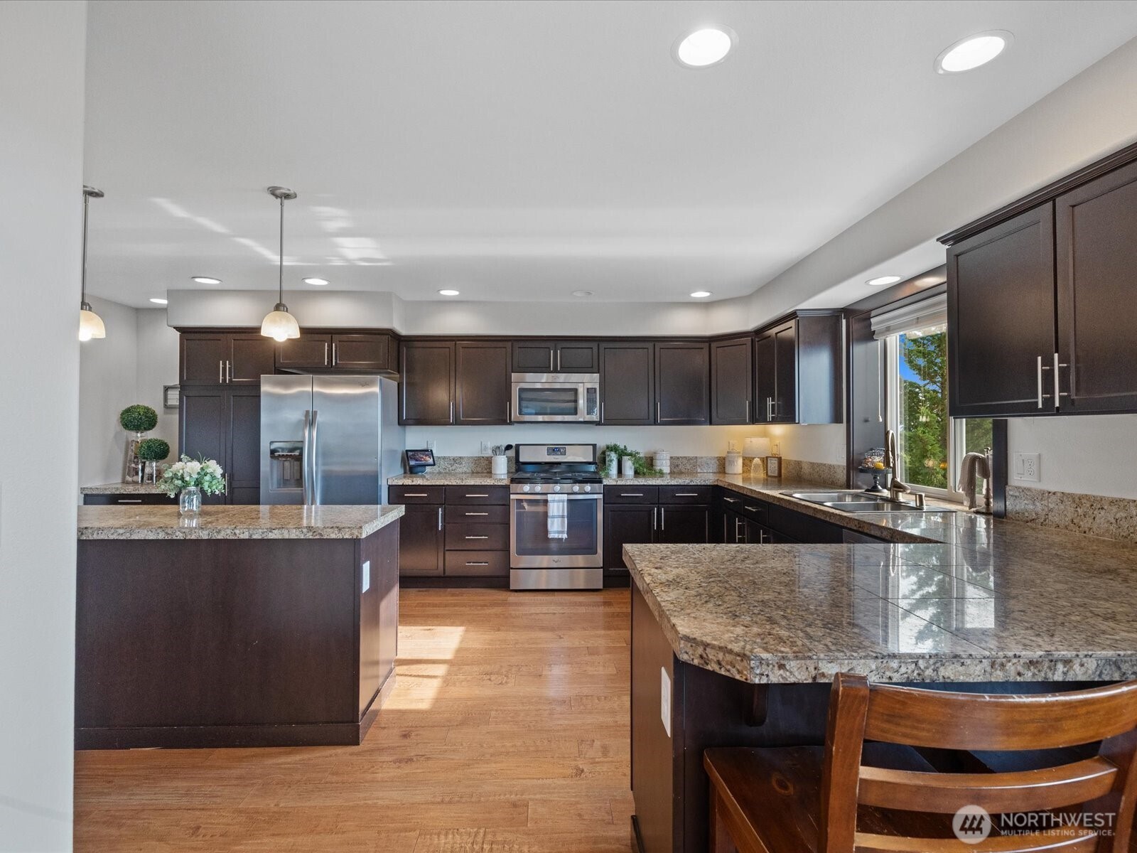 1406 72nd Avenue Property Photo 11
