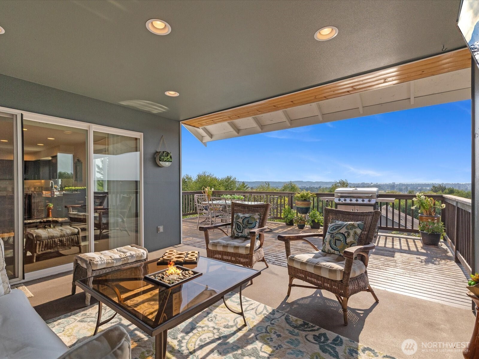 1406 72nd Avenue Property Photo 35