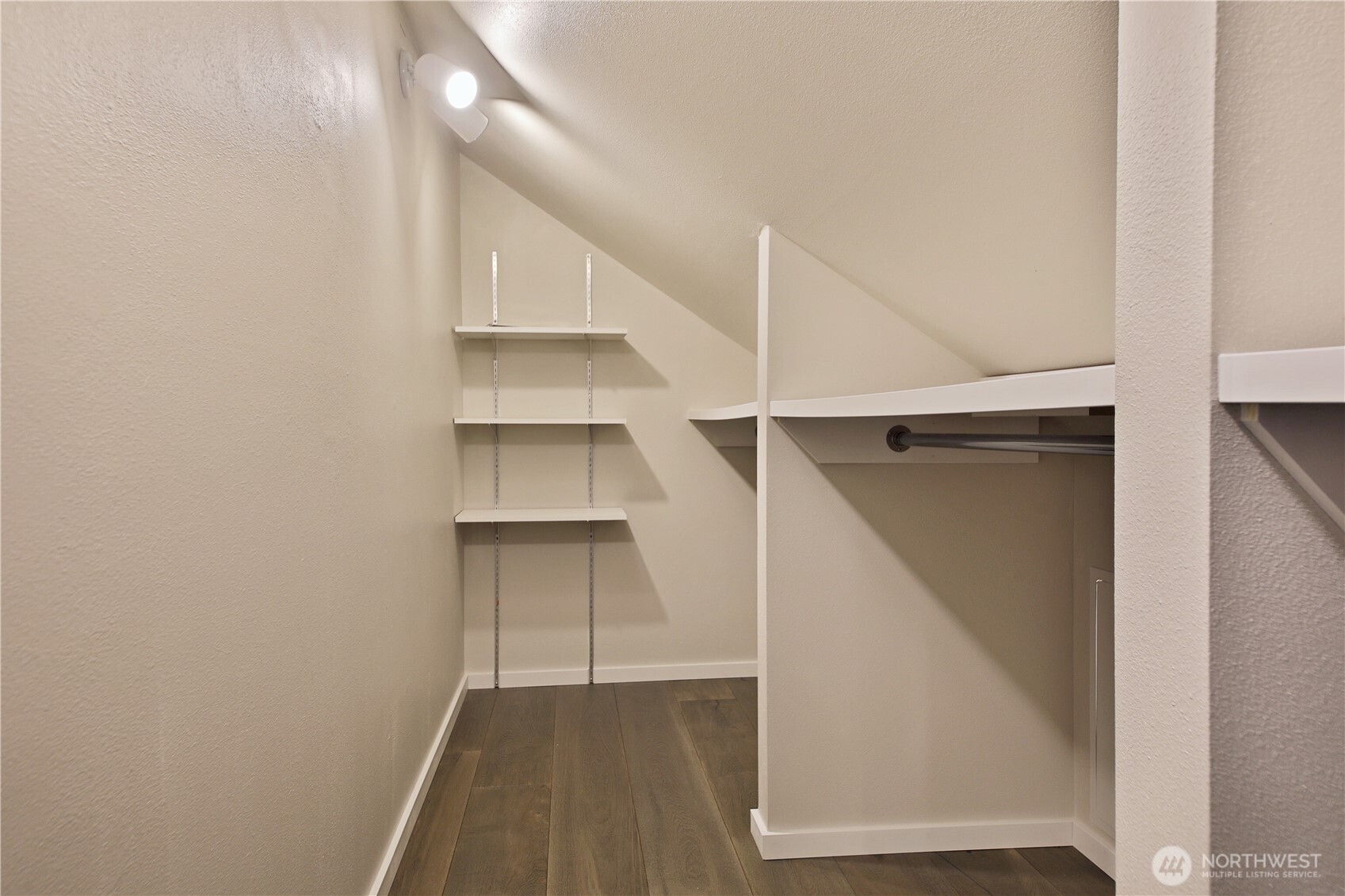 2805 N Bluff Road Property Photo 20