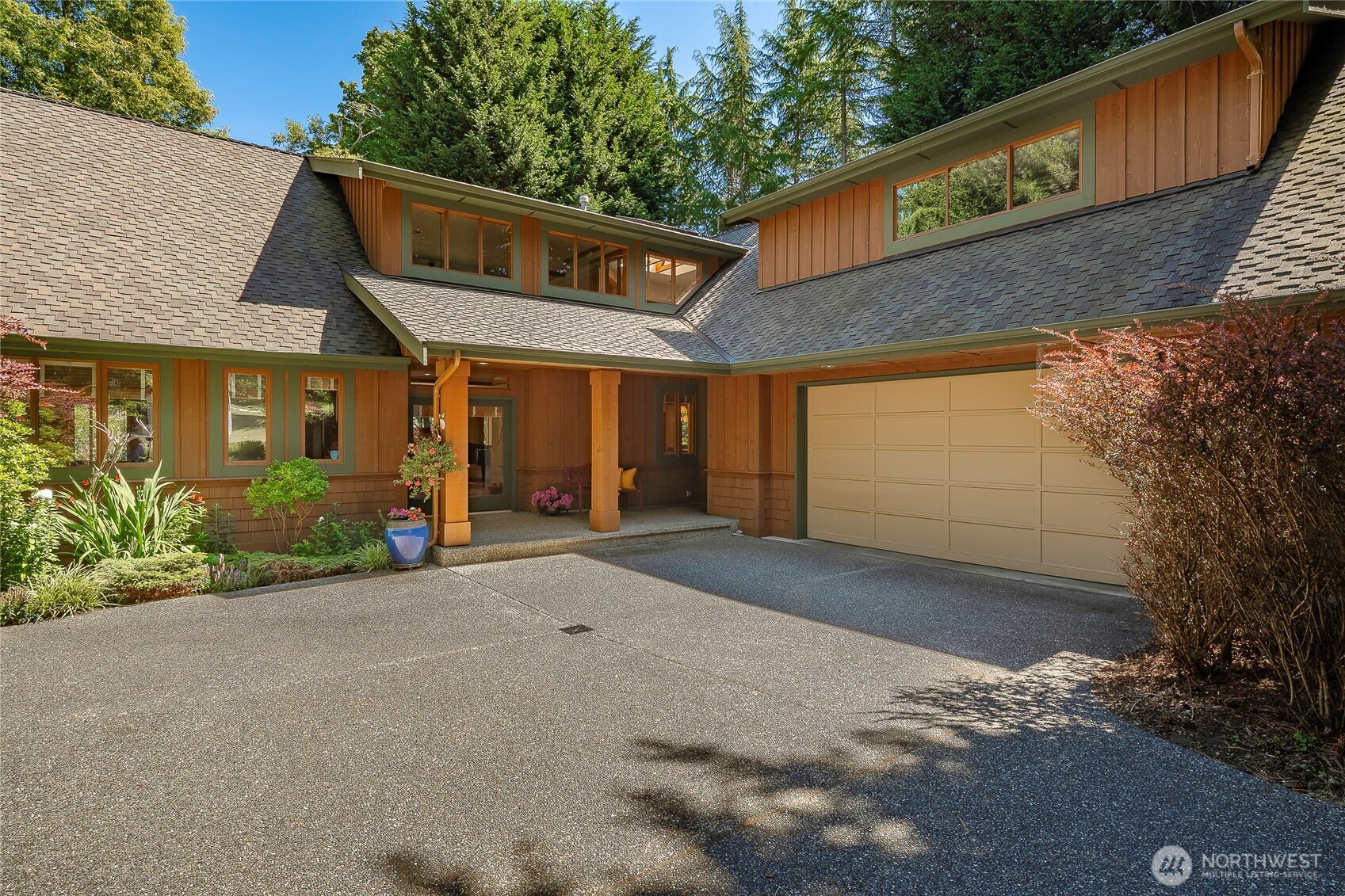 8766 Wood Duck Way Property Photo 2