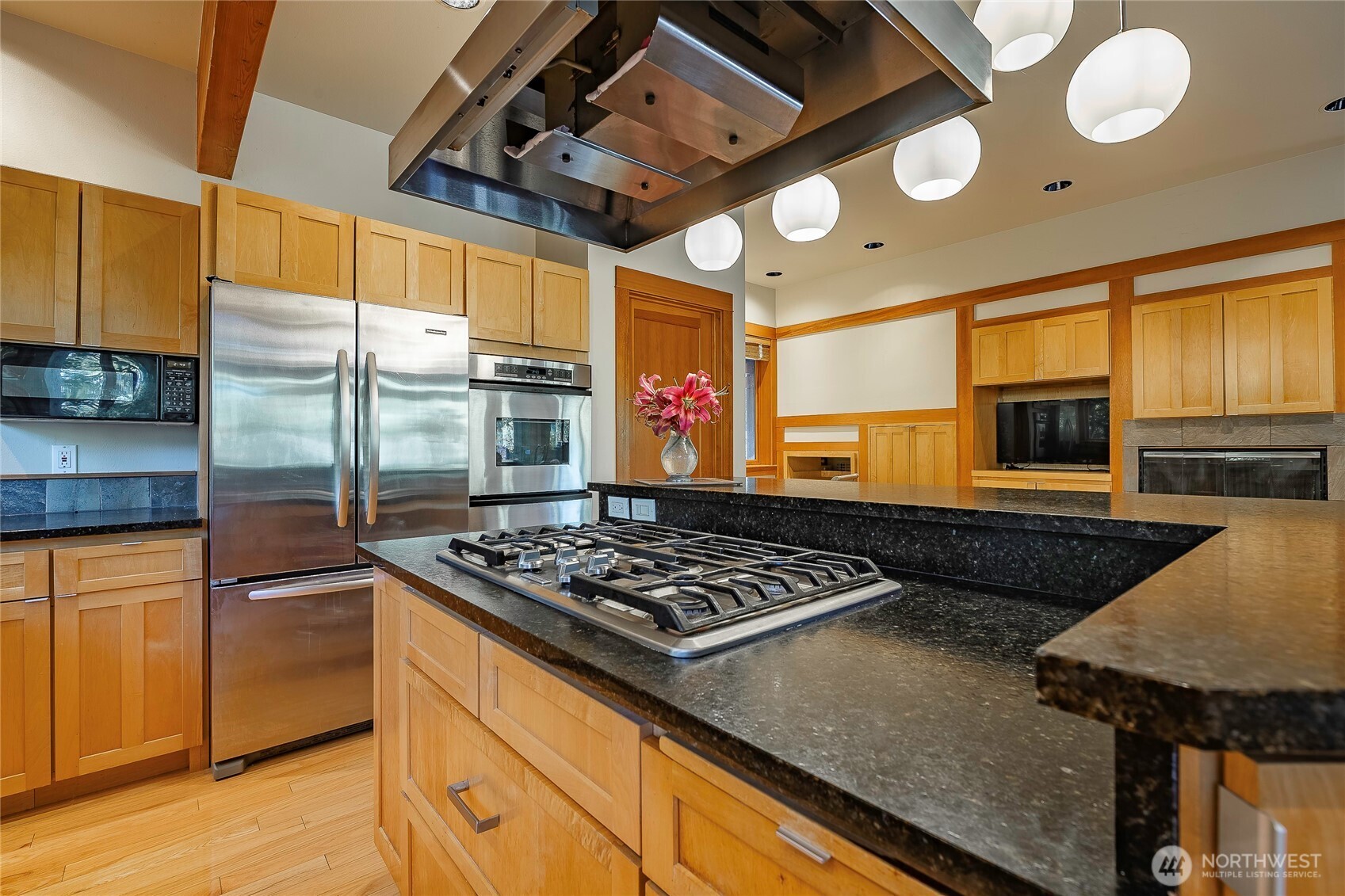 8766 Wood Duck Way Property Photo 10