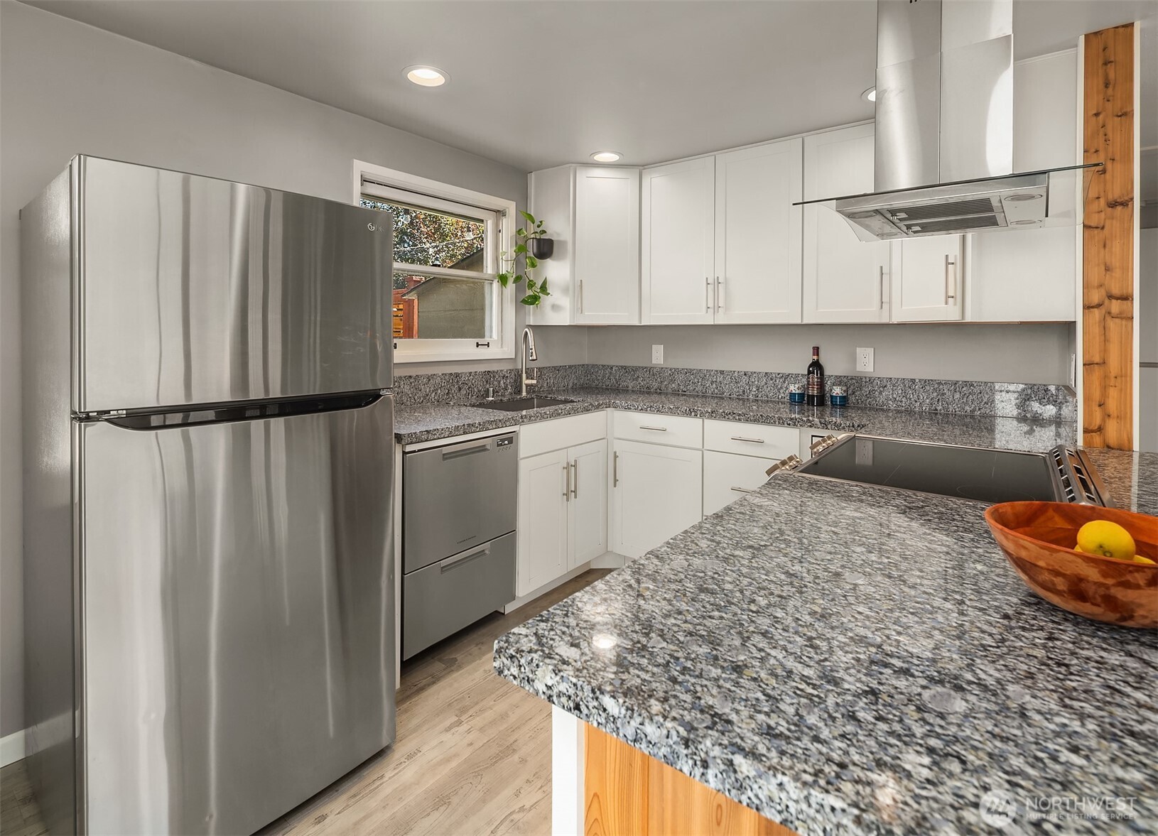 23107 52nd Avenue Property Photo 8