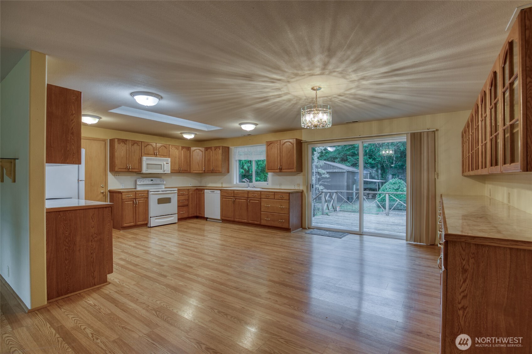 685 Copalis Beach Road Property Photo 11