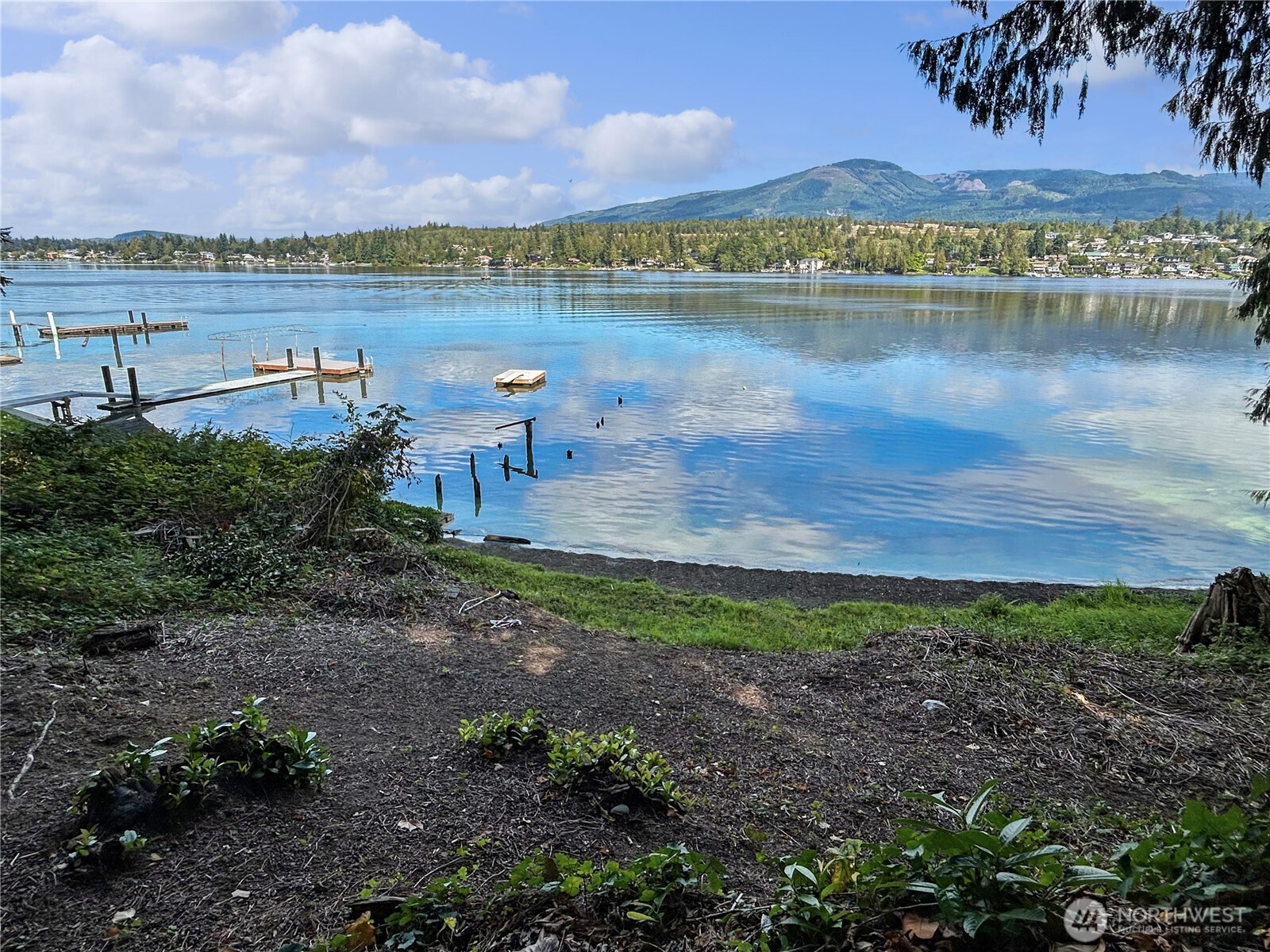 23415 Coots Cove Lane Property Photo 2