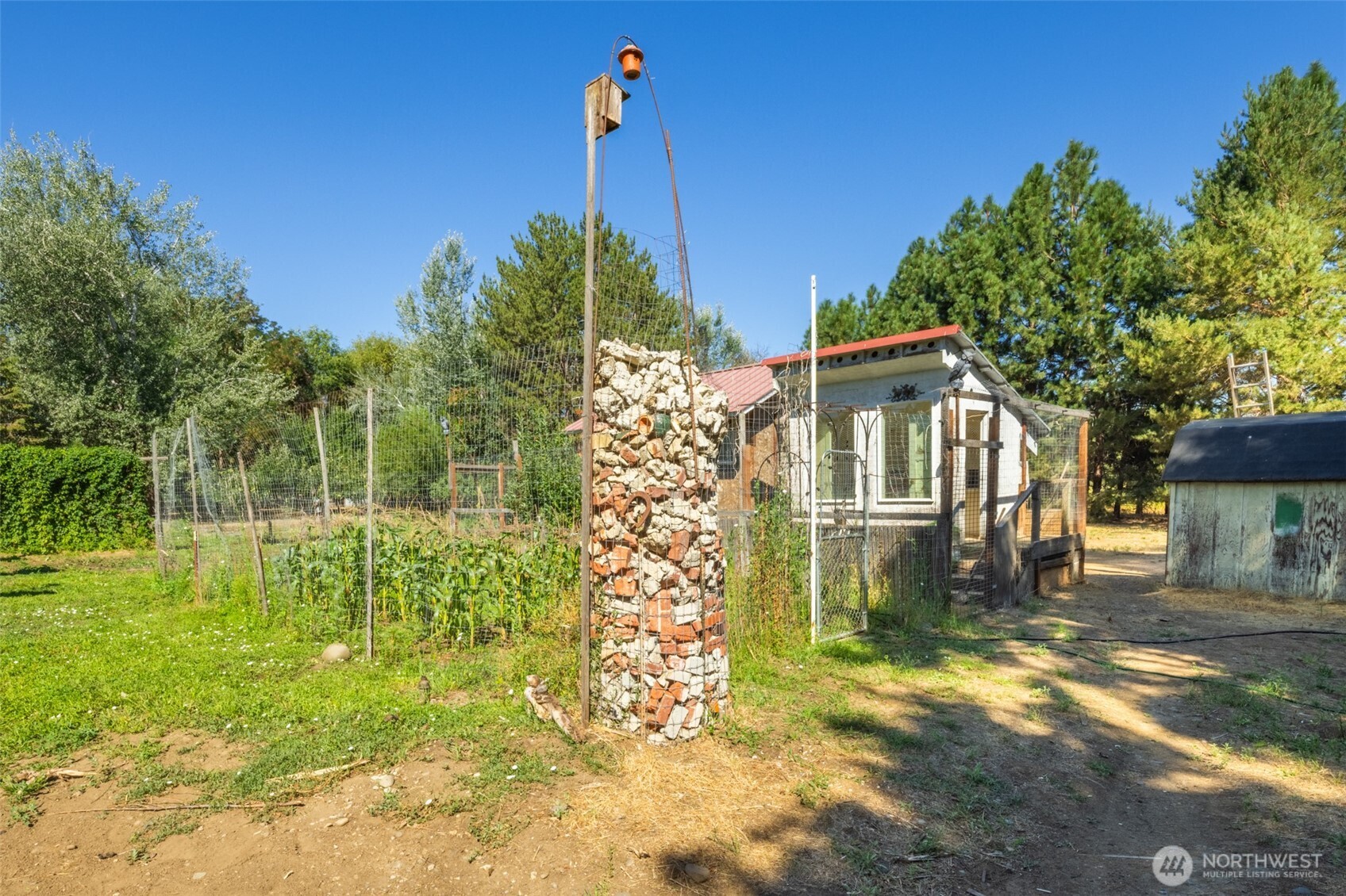 133 Woodhouse Loop Property Photo 9