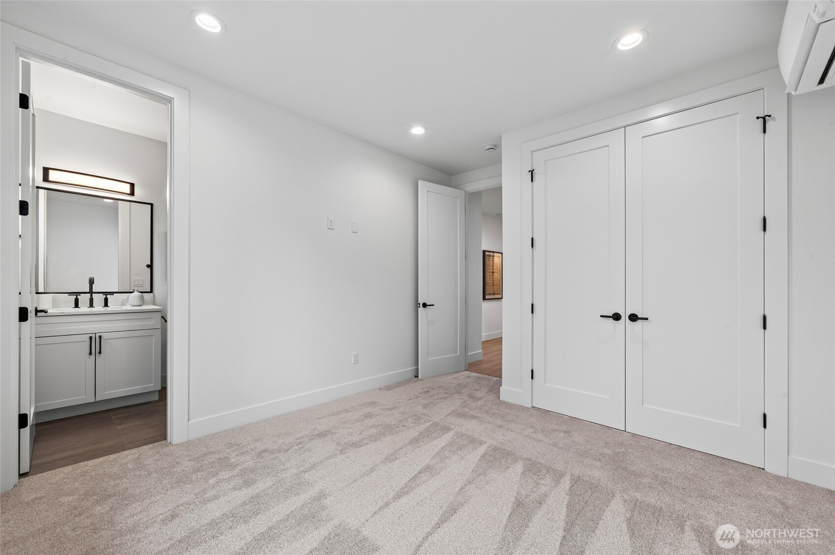719 95th Avenue Property Photo 25