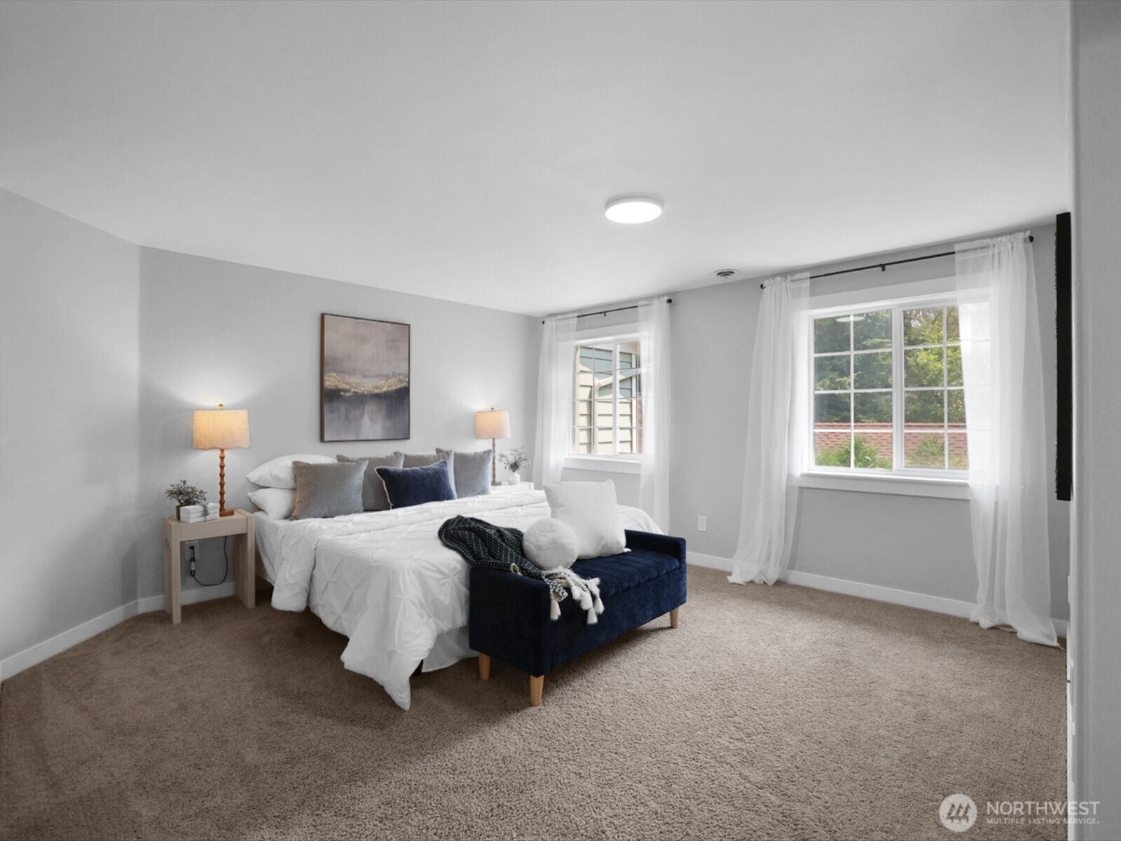 2000 Village Green Drive 3 Property Photo 23