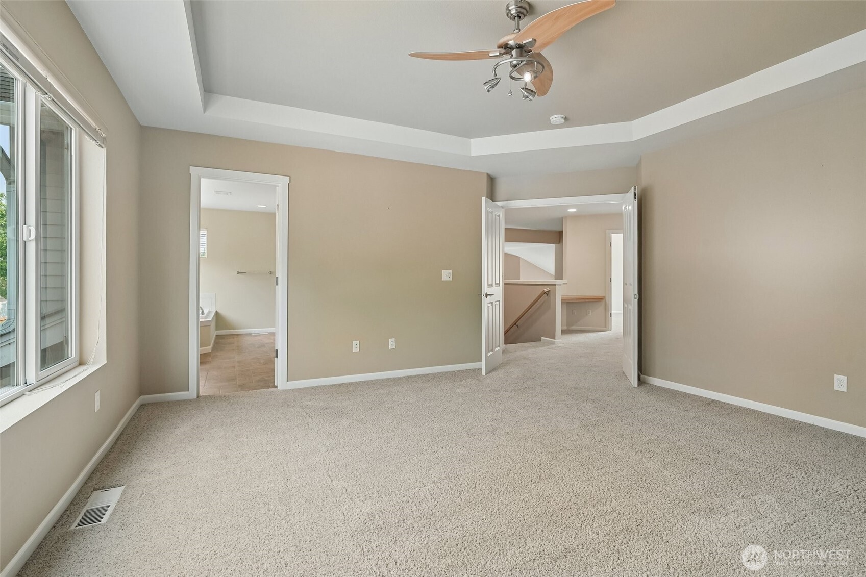 1221 68th Loop Property Photo 28