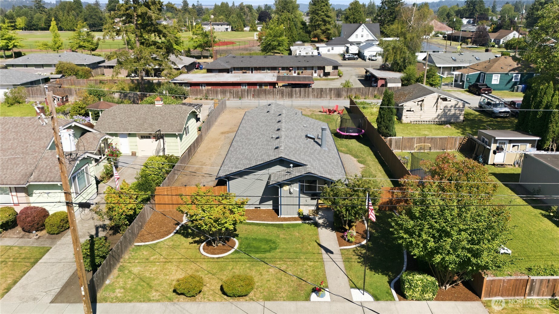 209 16th St Sw Property Photo 2