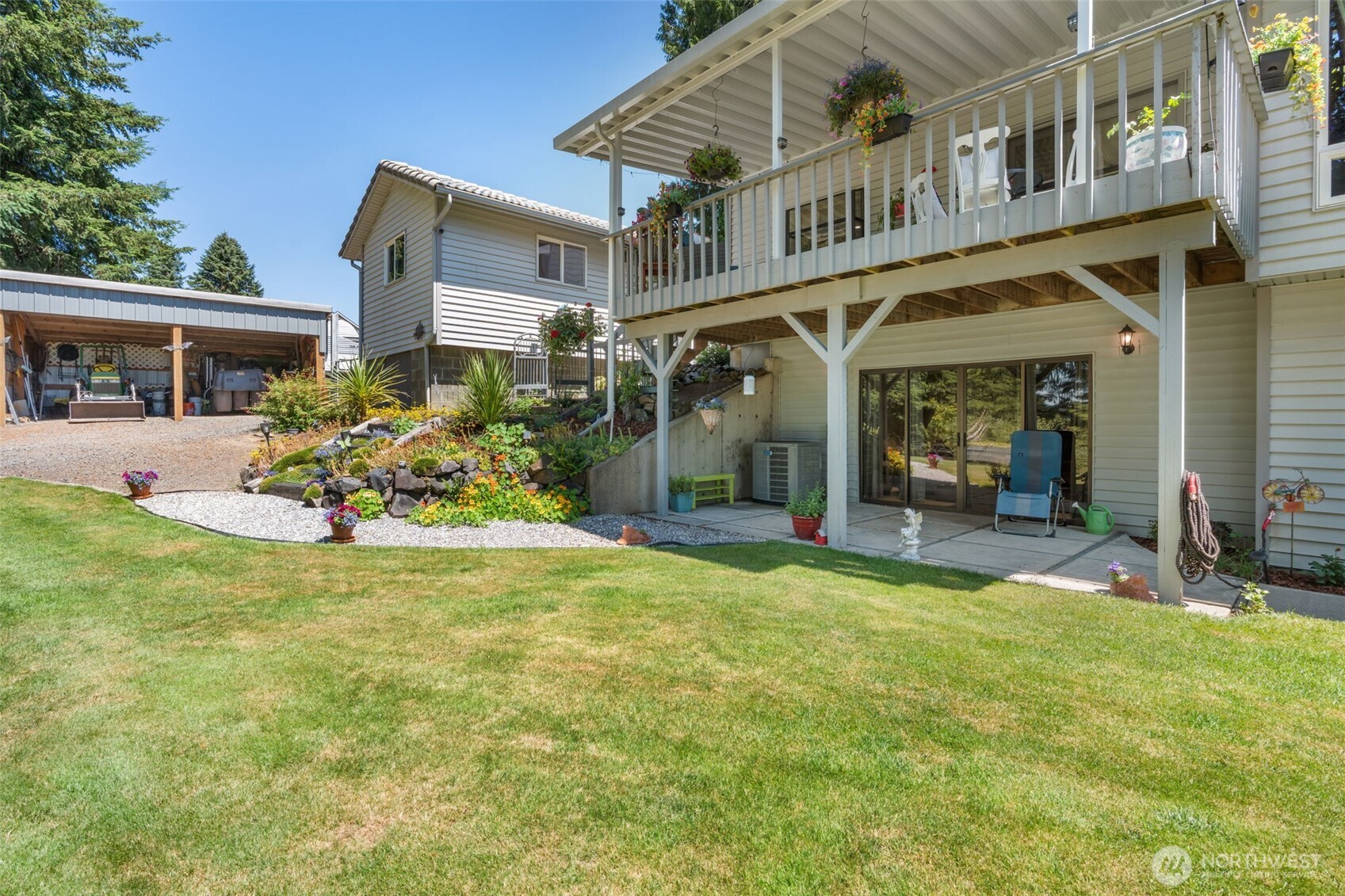 221 Dieckman Road Property Photo 6