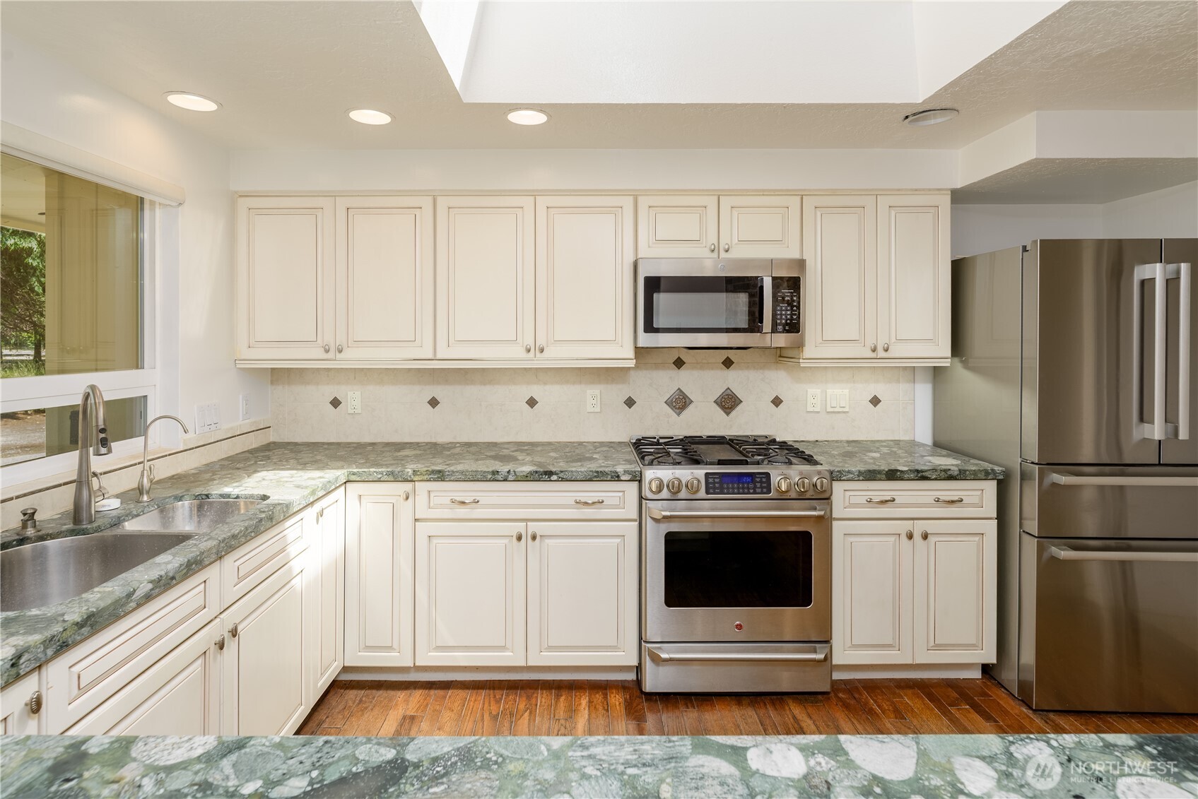 465 Kirner Road Property Photo 7