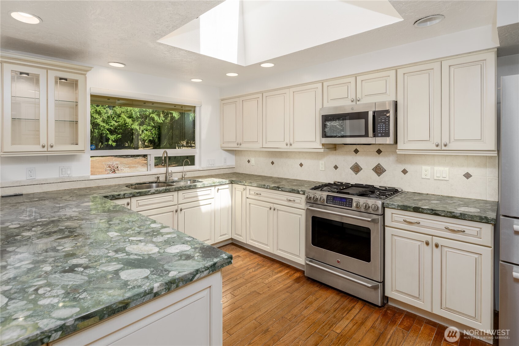 465 Kirner Road Property Photo 8