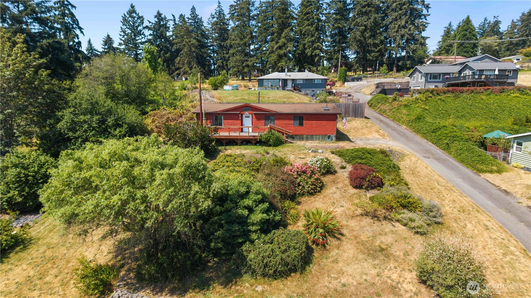 812 68th Avenue Property Photo 3