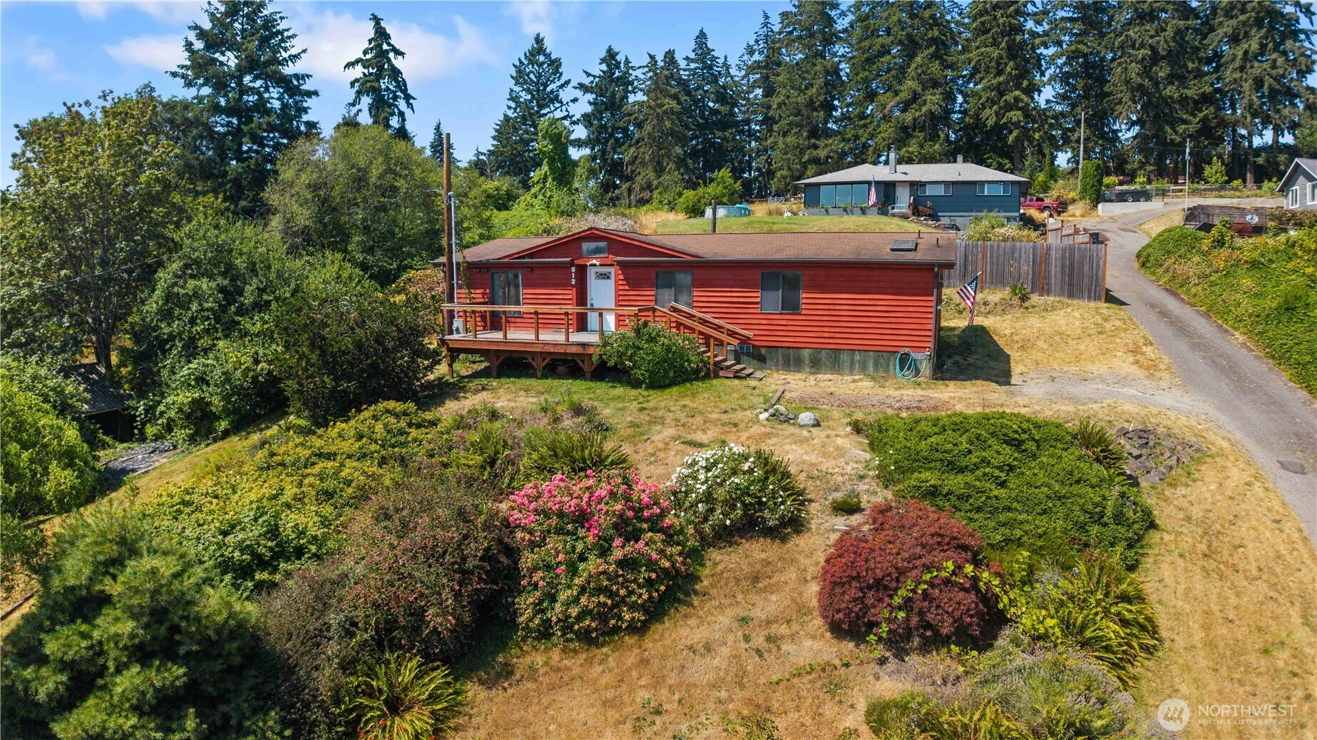 812 68th Avenue Property Photo 4