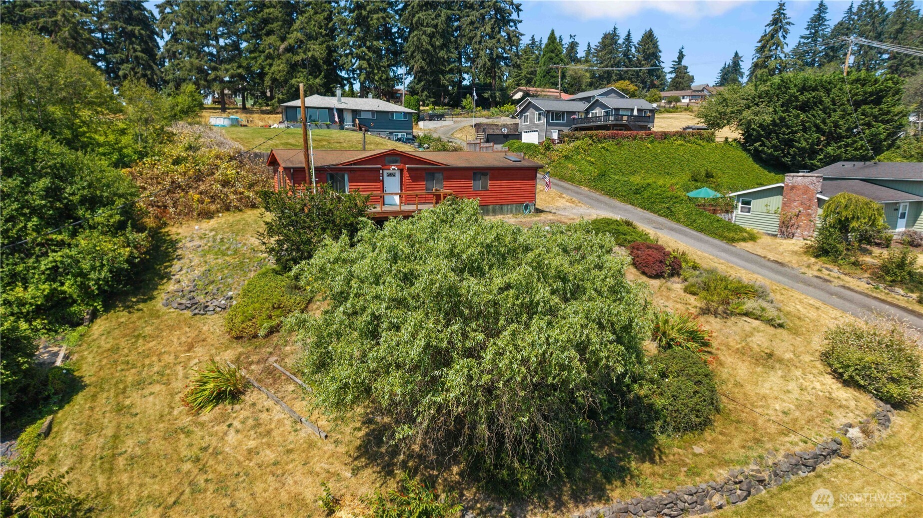 812 68th Avenue Property Photo 7