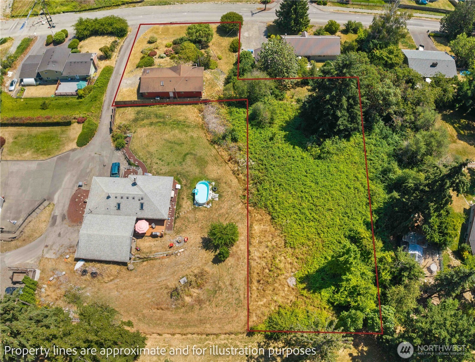 812 68th Avenue Property Photo 8