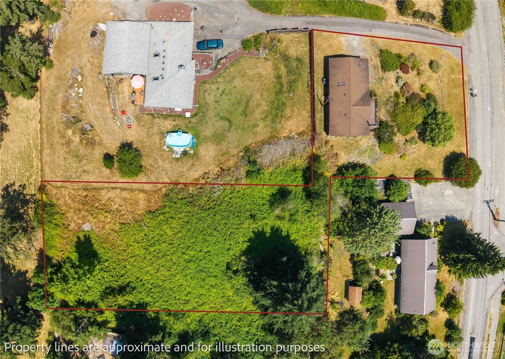 812 68th Avenue Property Photo 9