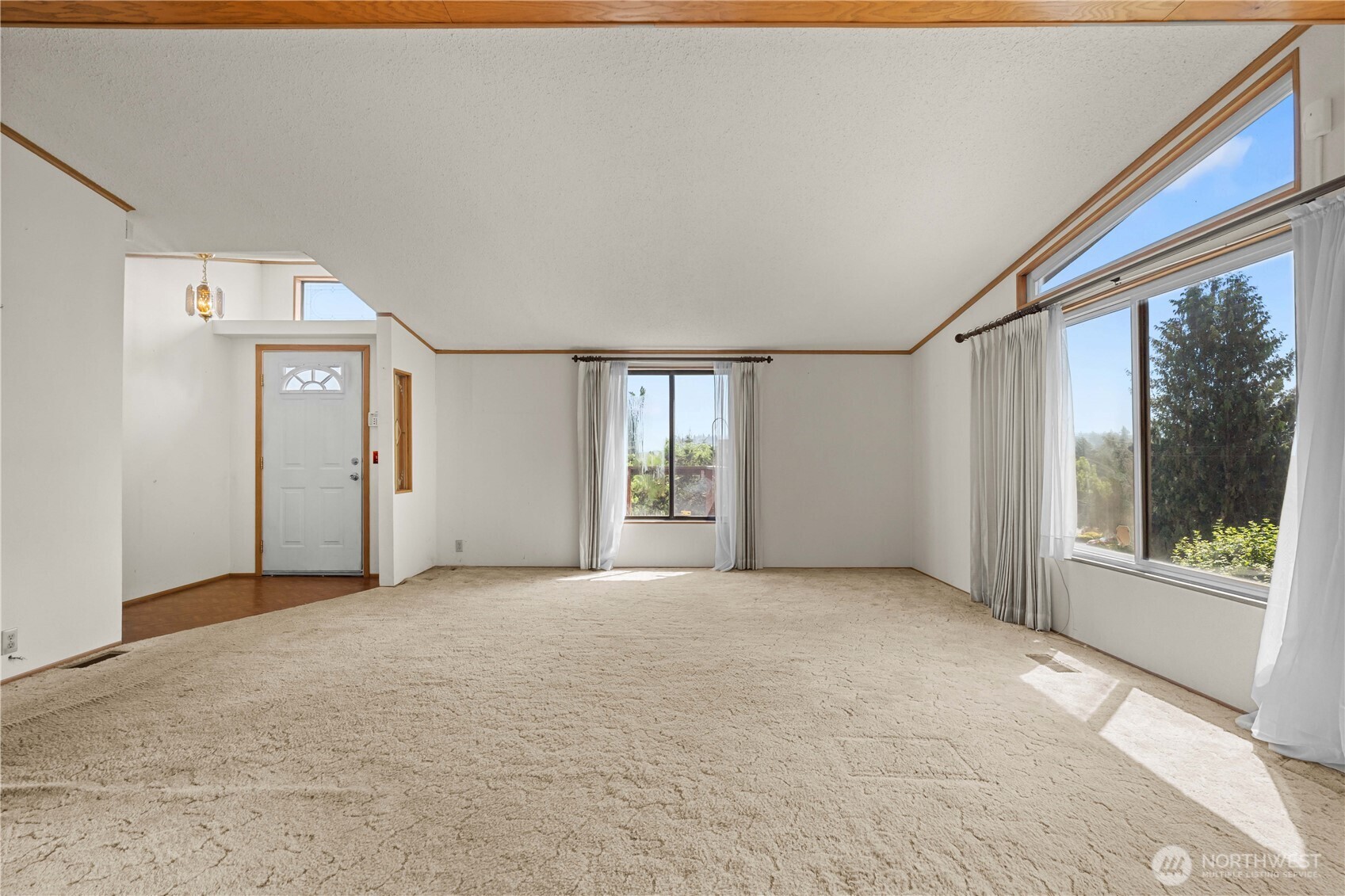 812 68th Avenue Property Photo 14