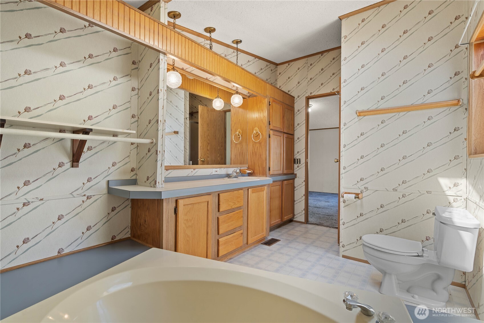 812 68th Avenue Property Photo 32