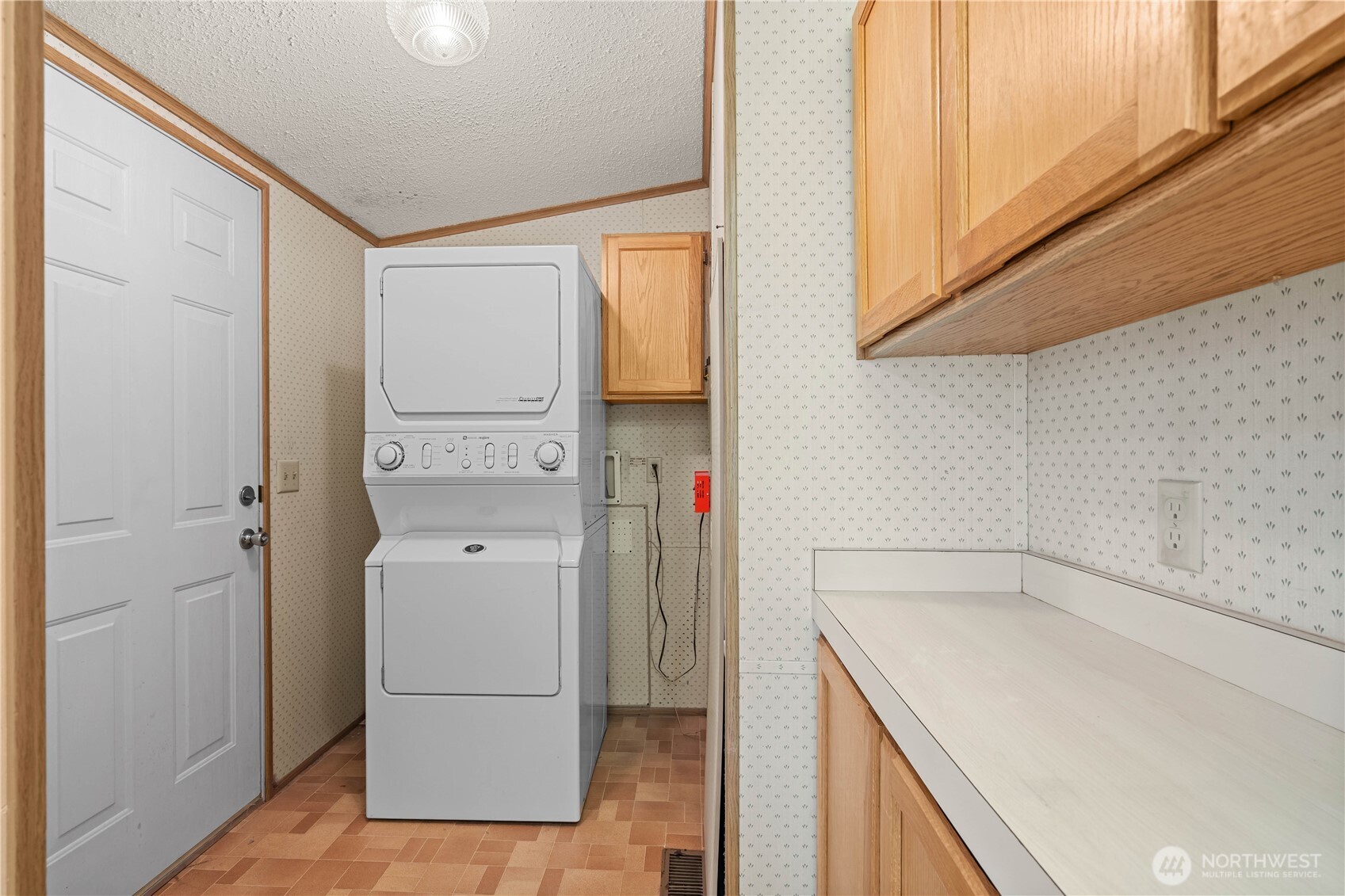 812 68th Avenue Property Photo 33