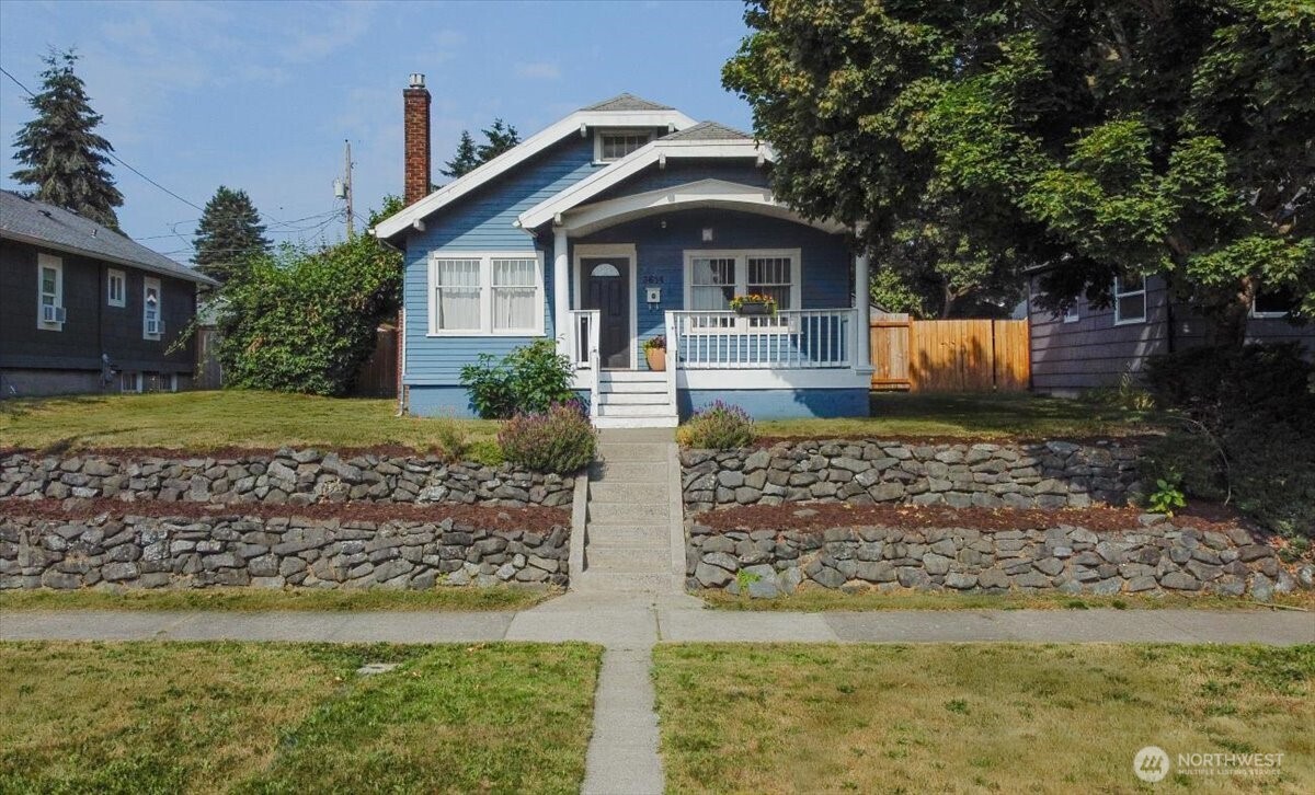 3614 S Ainsworth Avenue Property Photo 1