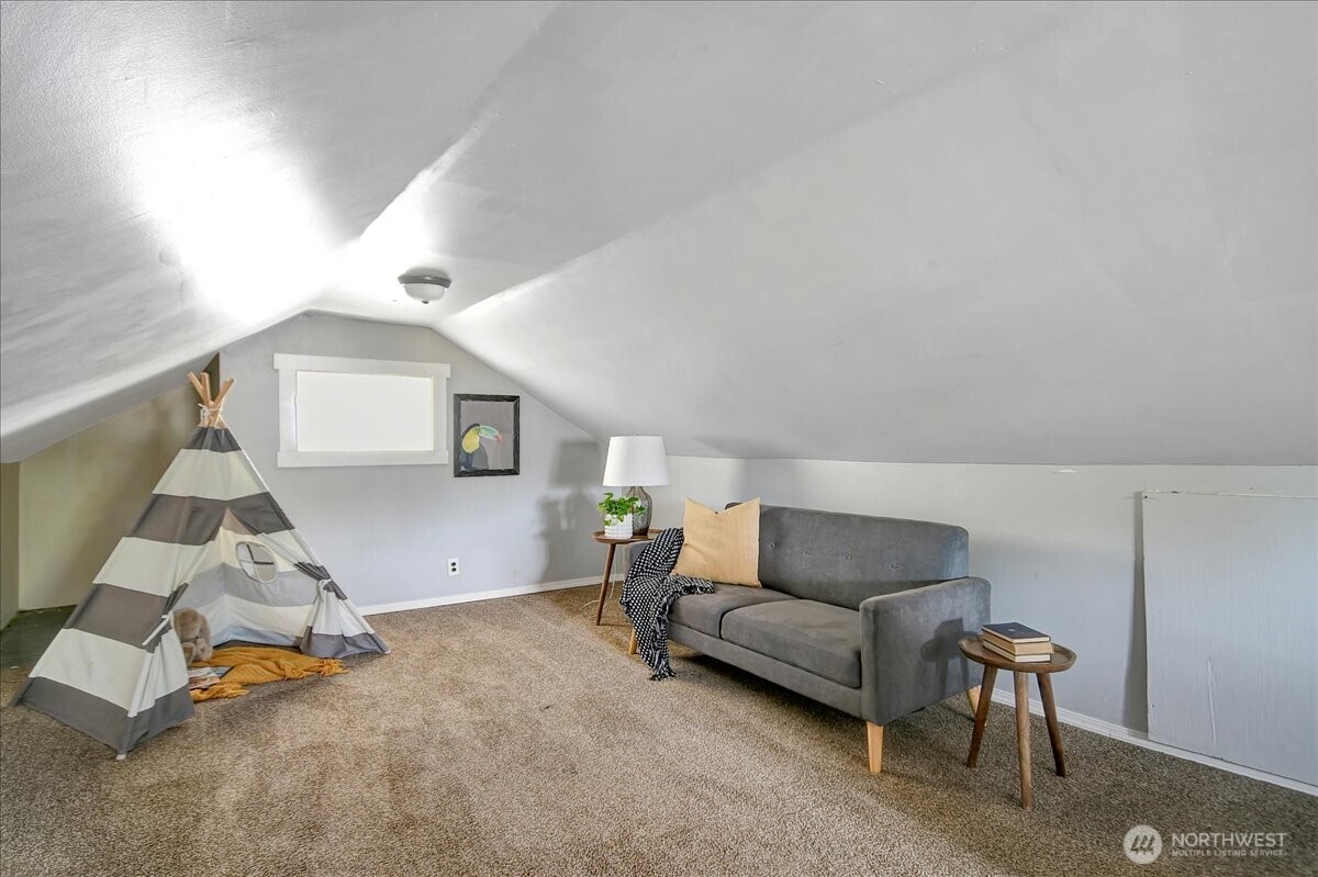 3614 S Ainsworth Avenue Property Photo 10