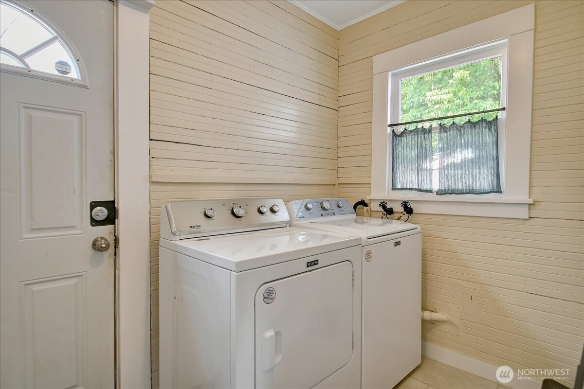 3614 S Ainsworth Avenue Property Photo 15