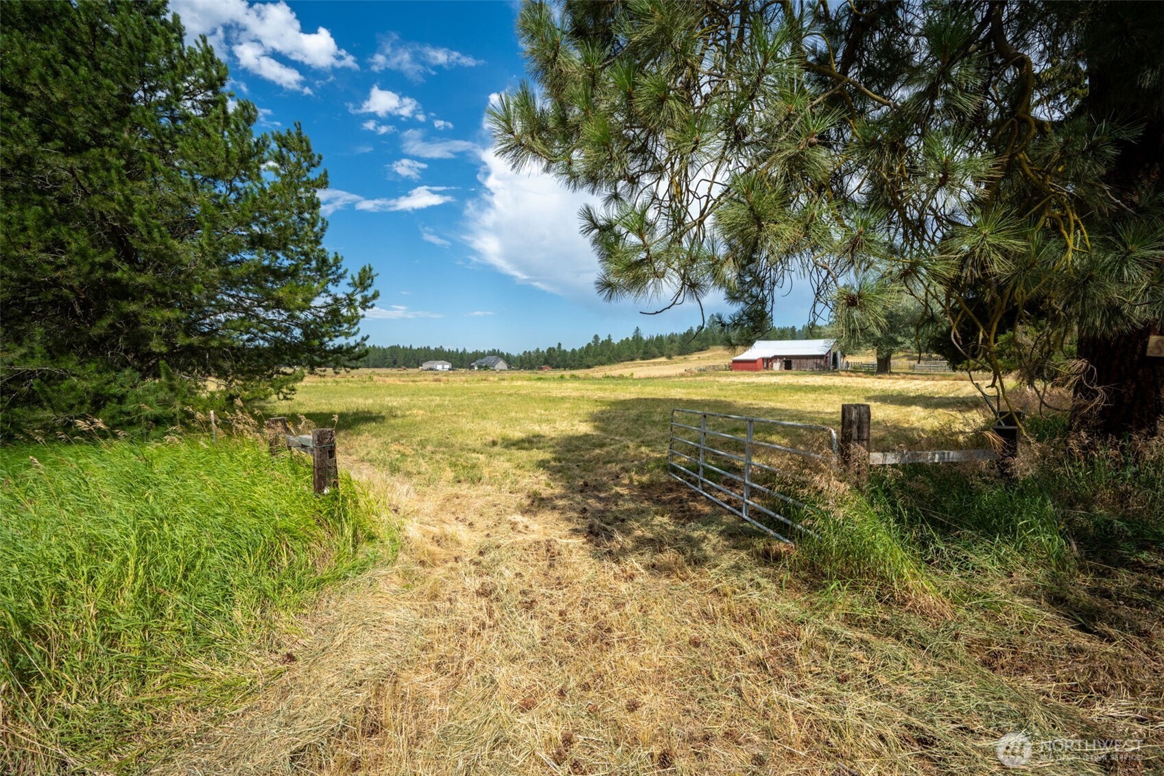 8511 E Hamilton Road Property Photo 10