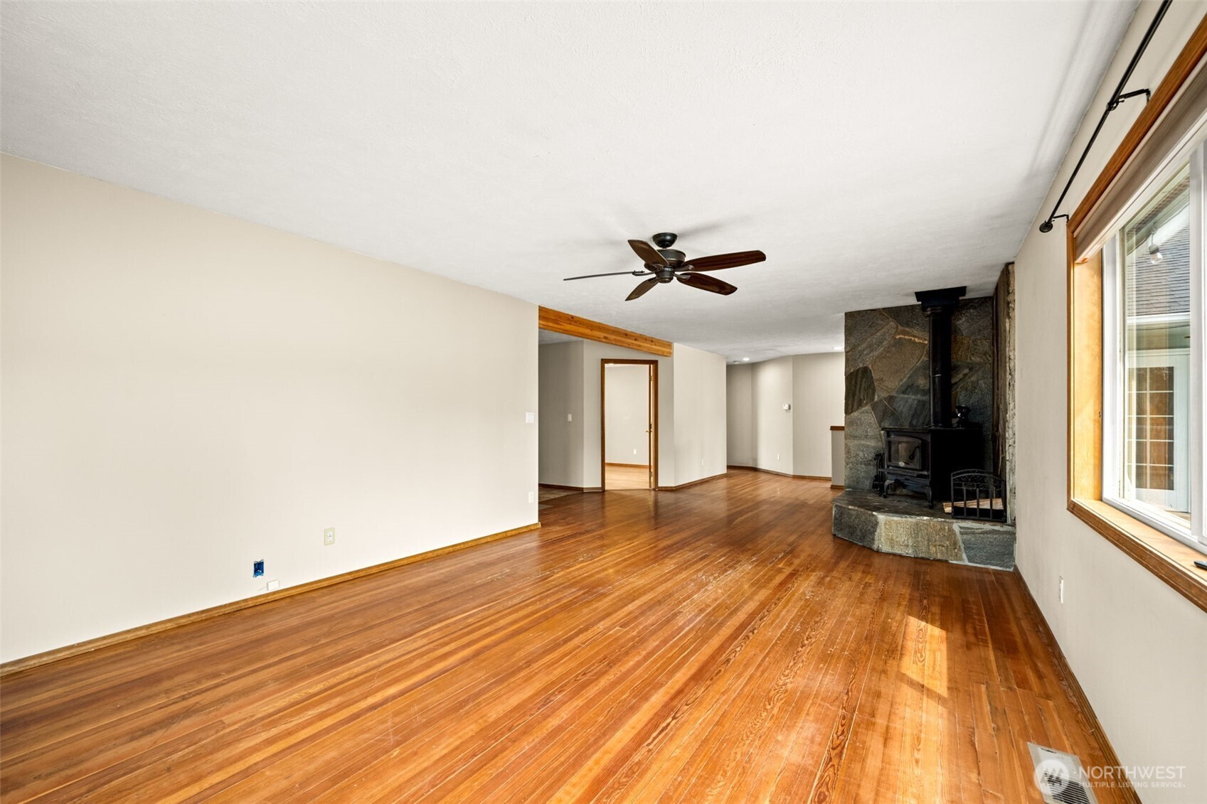 8511 E Hamilton Road Property Photo 17