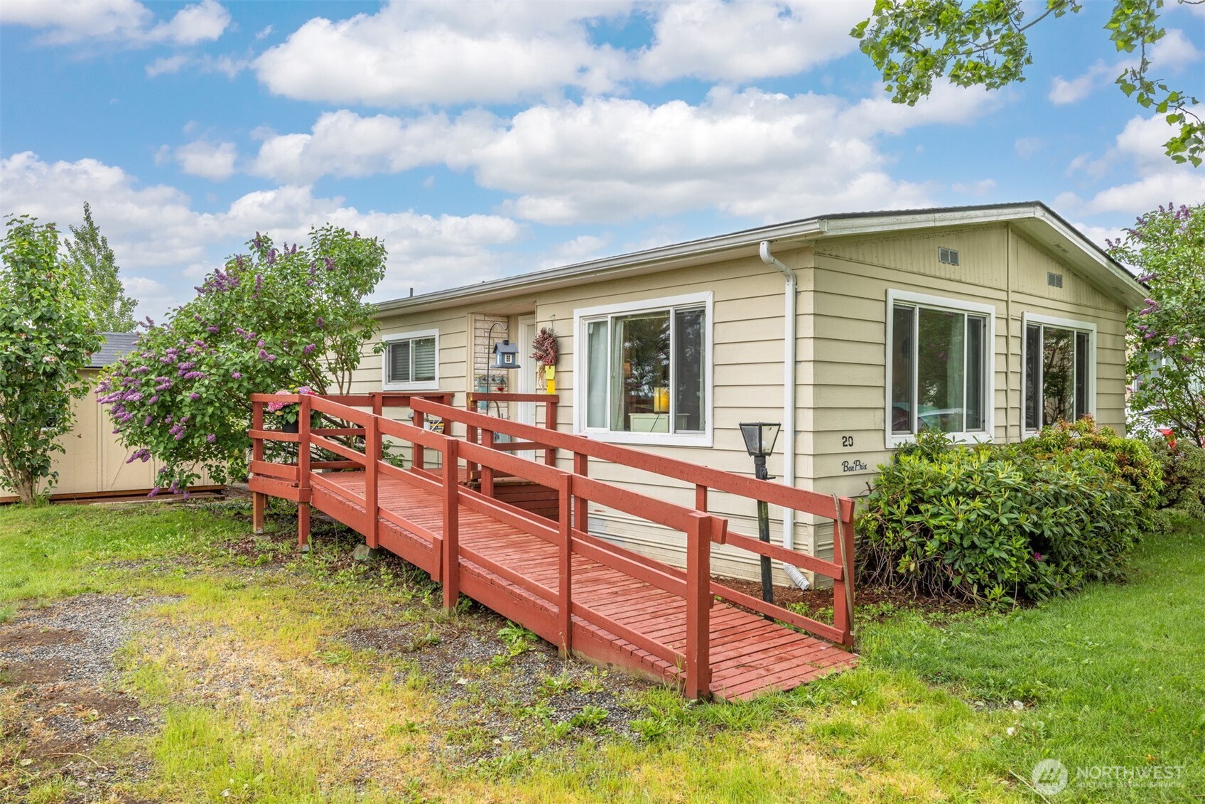380 E Pole Road 20 Property Photo 1
