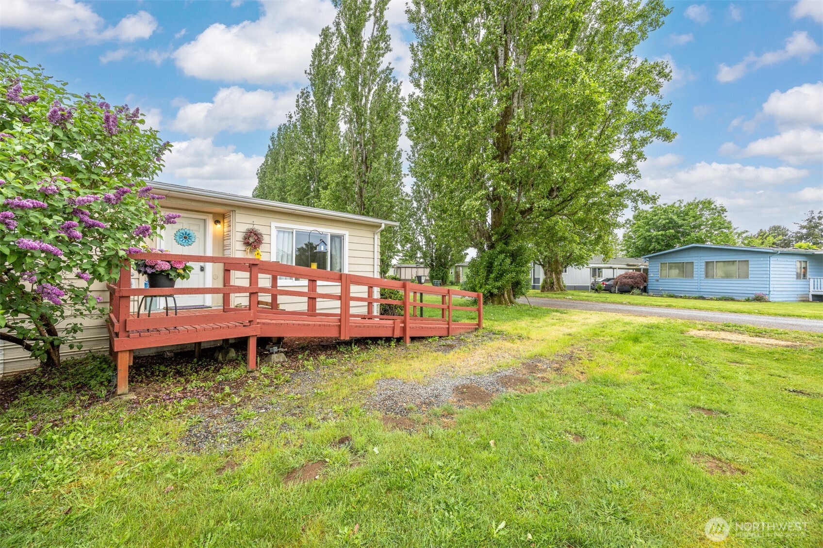 380 E Pole Road 20 Property Photo 2