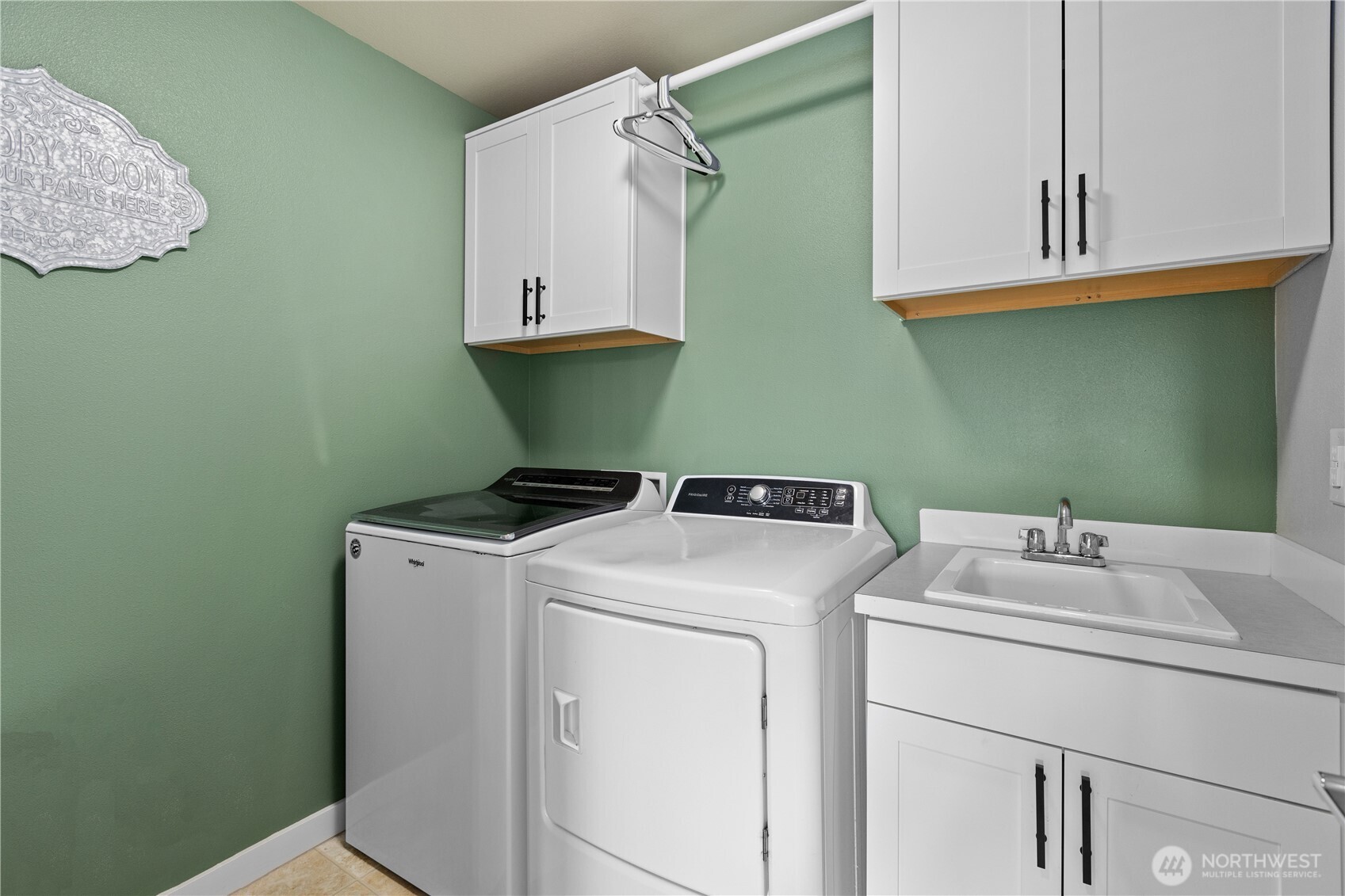 358 Partlon Street Property Photo 28