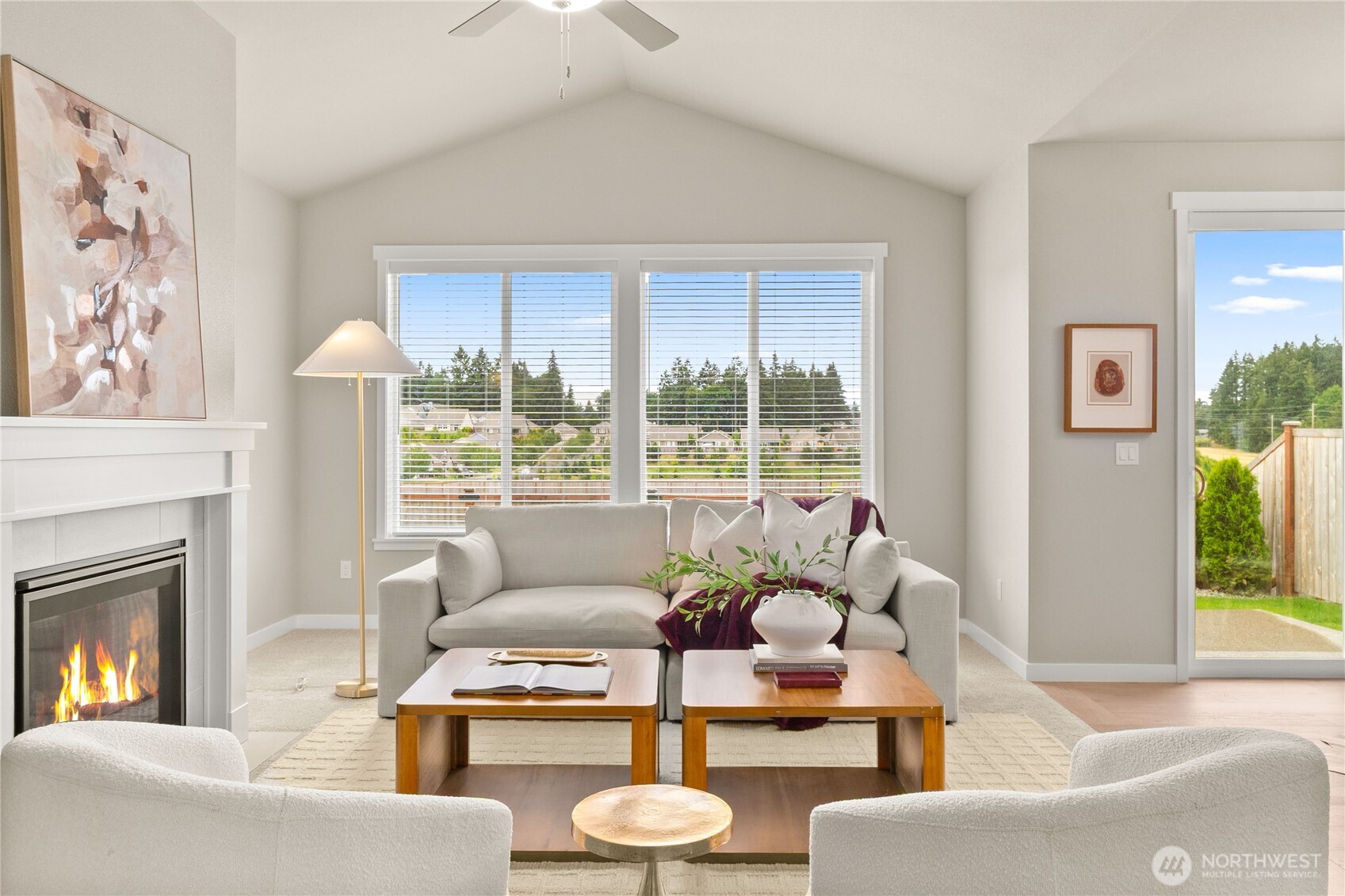 9045 Wyatt Loop Property Photo 4