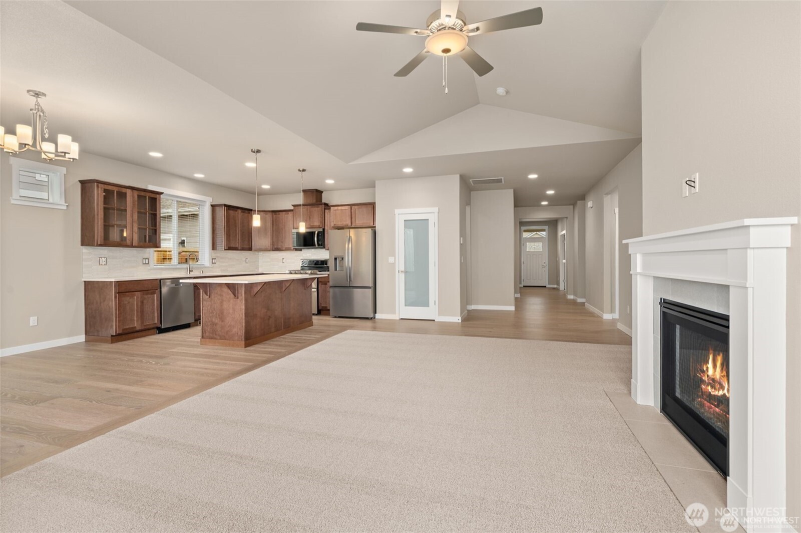 9045 Wyatt Loop Property Photo 8